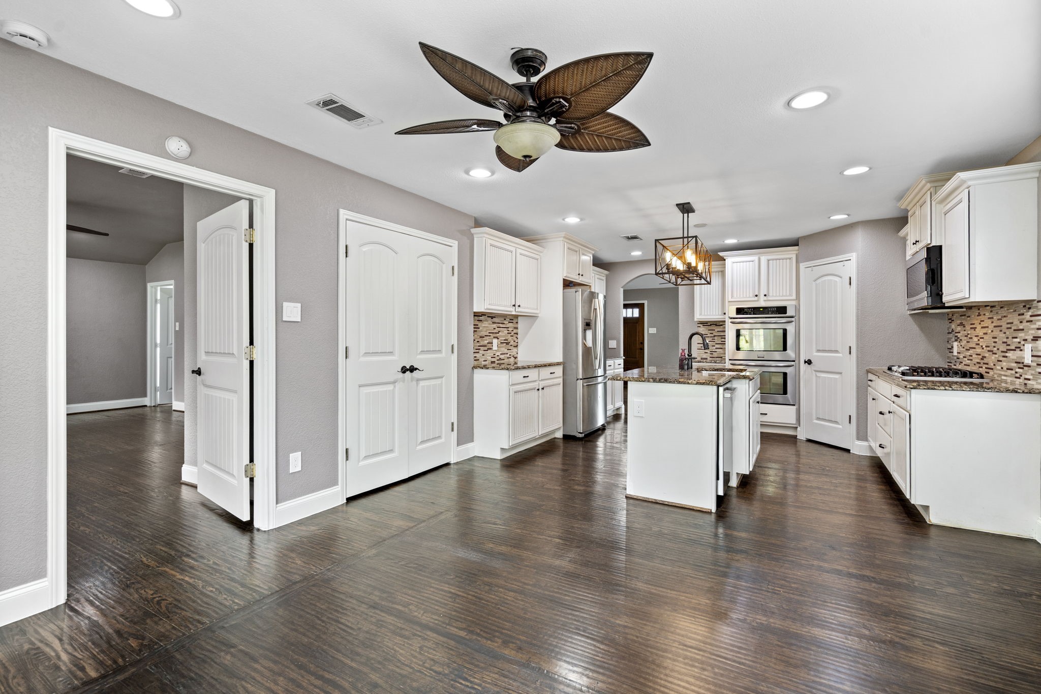 8406 Lakemont Drive Dallas TX 75209