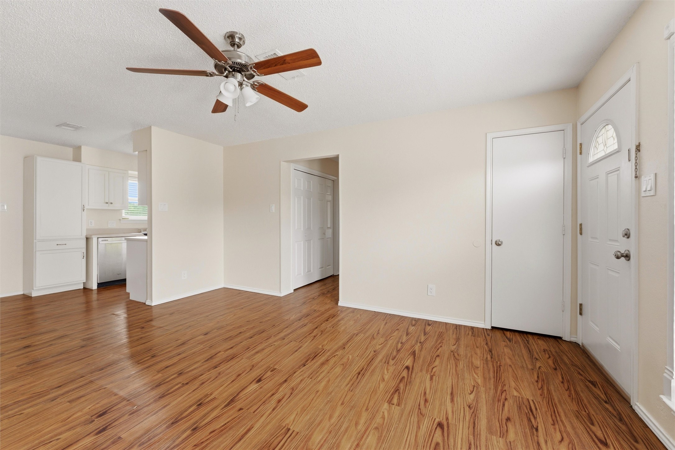 401 N 7th Street Midlothian TX 76065