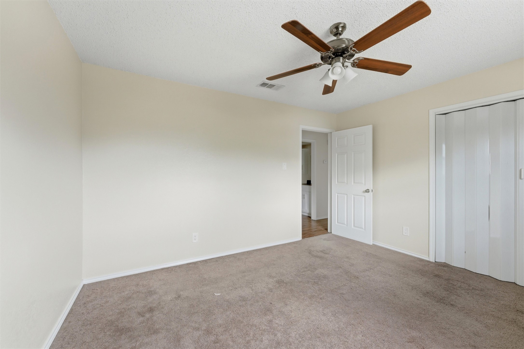 401 N 7th Street Midlothian TX 76065