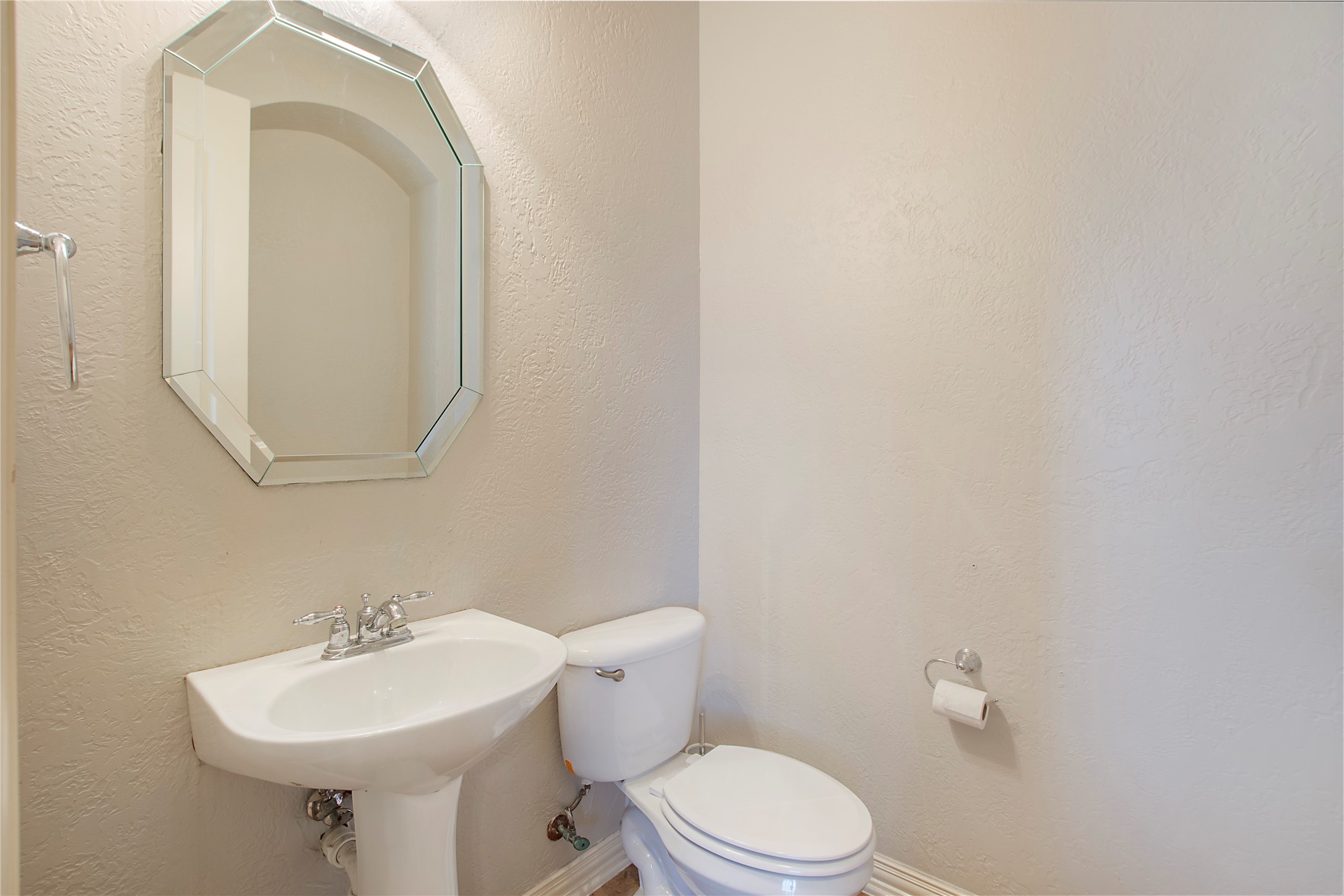 1838 Crowbridge Drive Frisco TX 75033