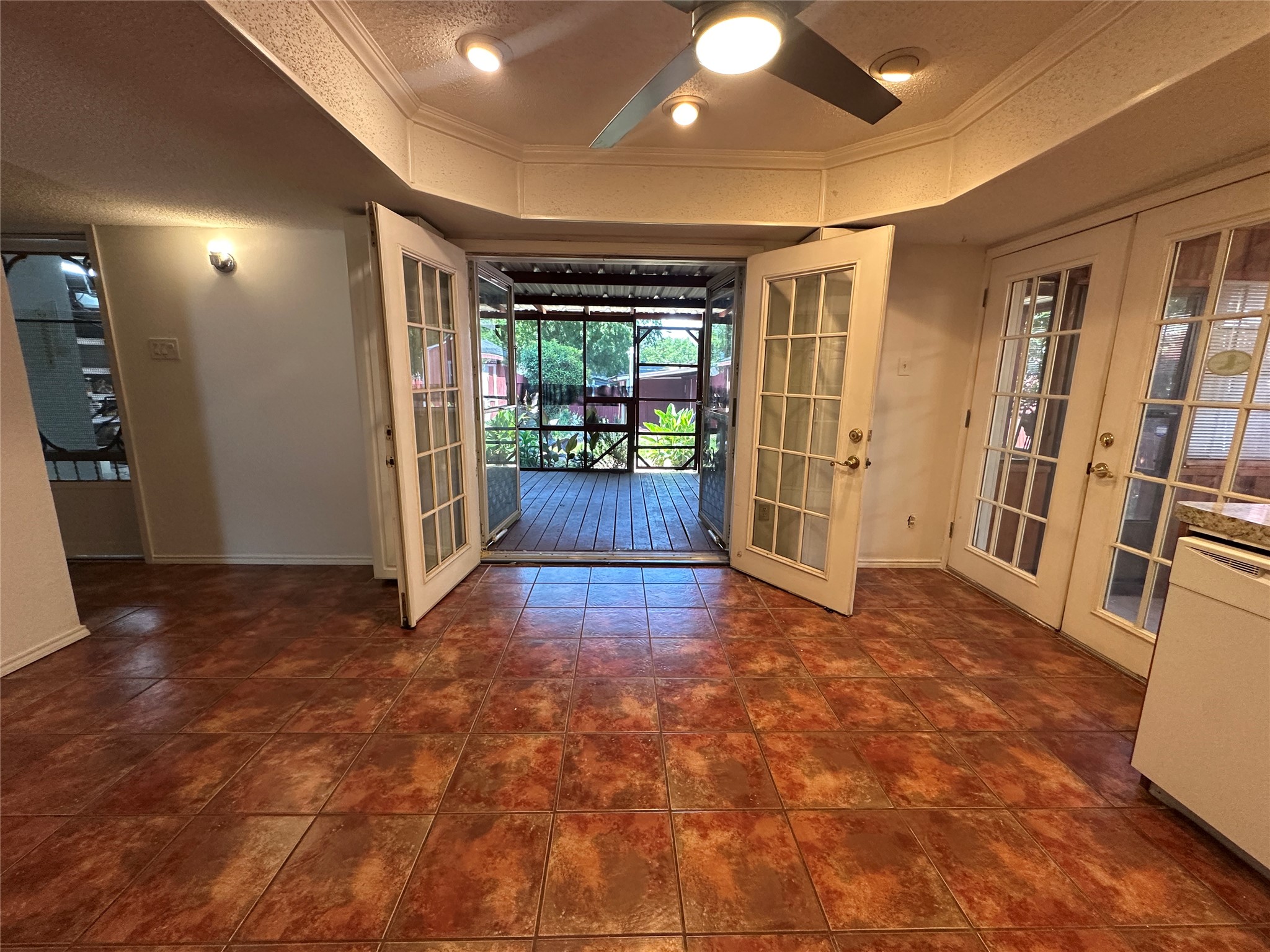 3817 Commonwealth Drive Garland TX 75043