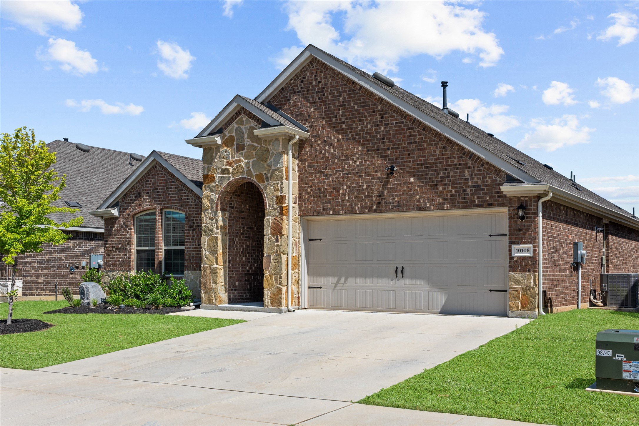 10108 Autumn Leaves Lane Aubrey TX 76227