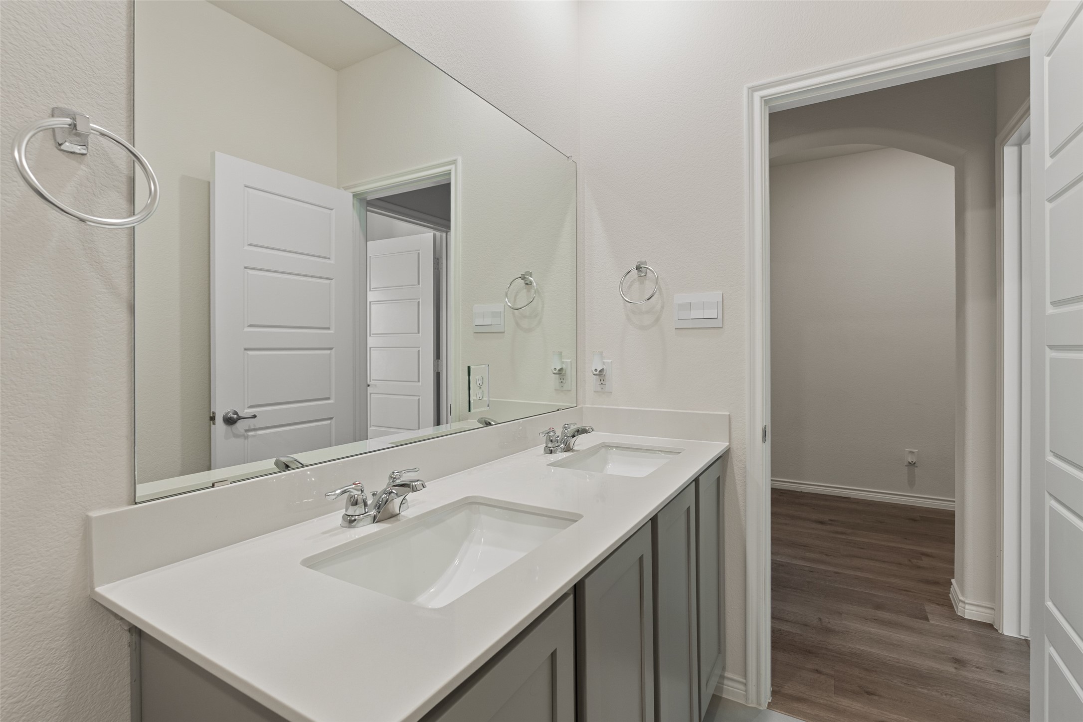 10108 Autumn Leaves Lane Aubrey TX 76227