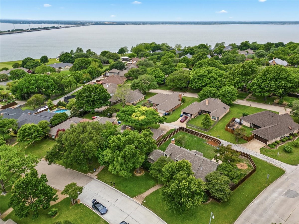 1143 Bayshore Drive Rockwall TX 75087