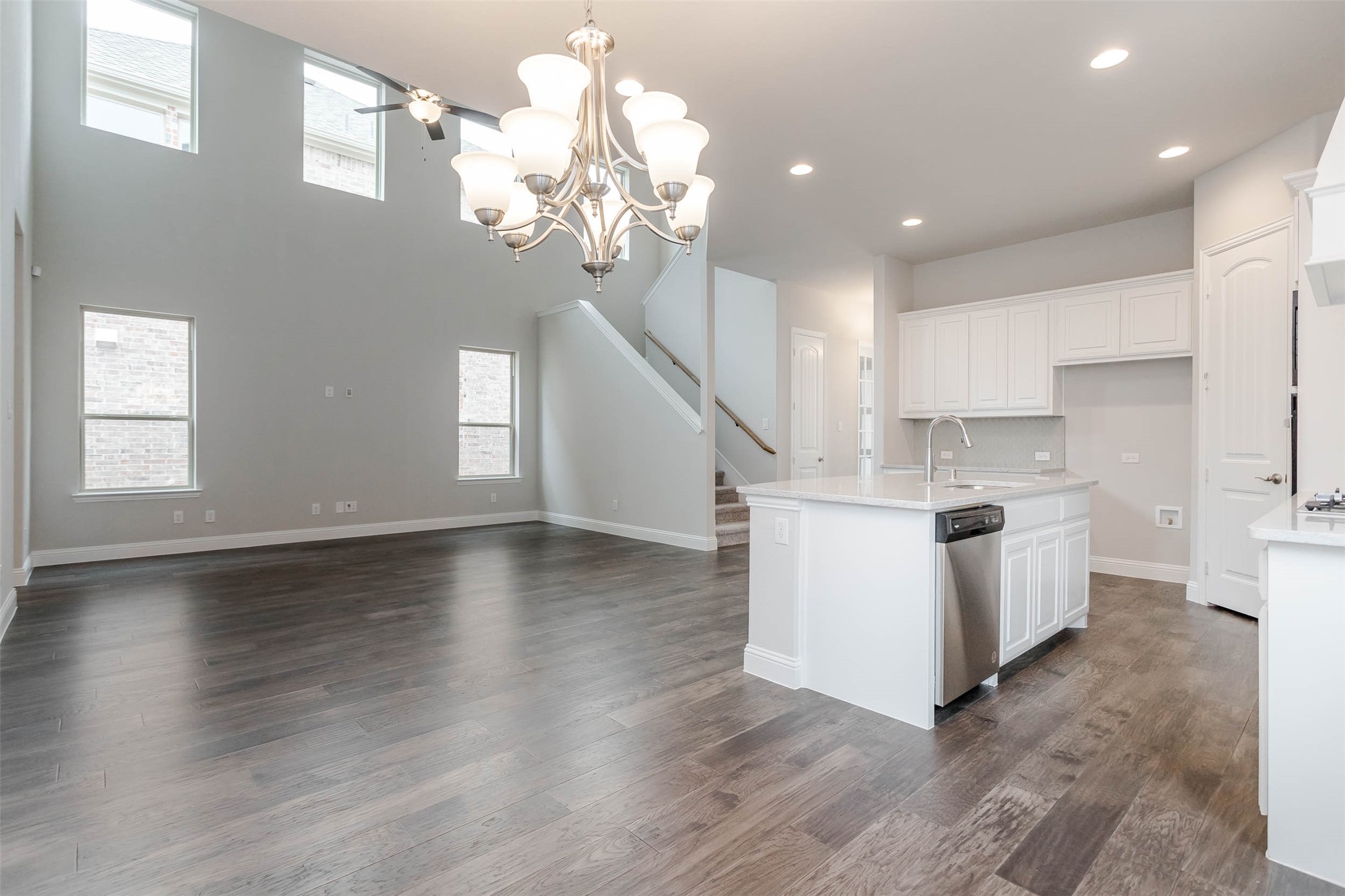 1537 Euclid Alley Corinth TX 76208