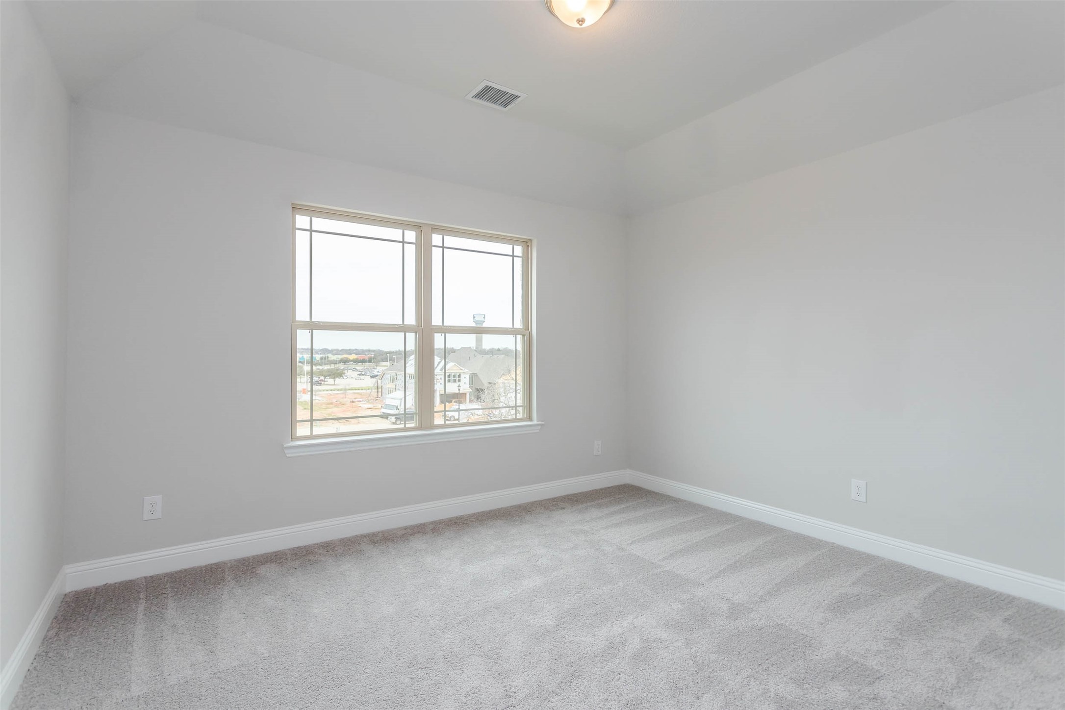 1537 Euclid Alley Corinth TX 76208
