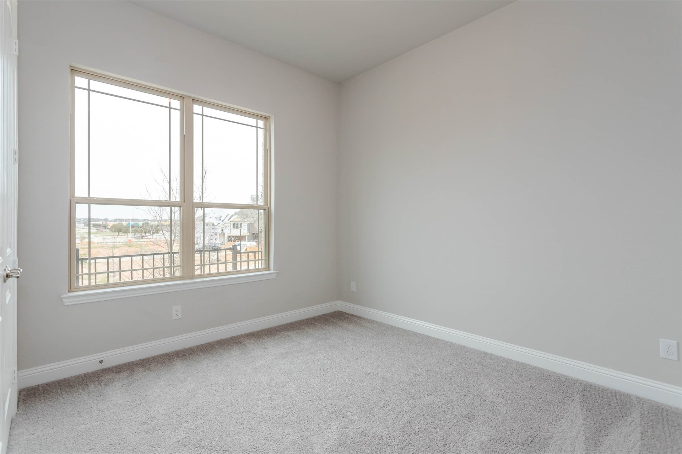 1537 Euclid Alley Corinth TX 76208