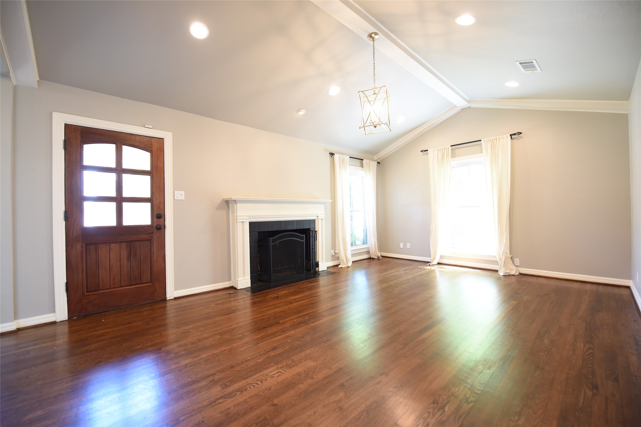 5606 Stanford Avenue Dallas TX 75209