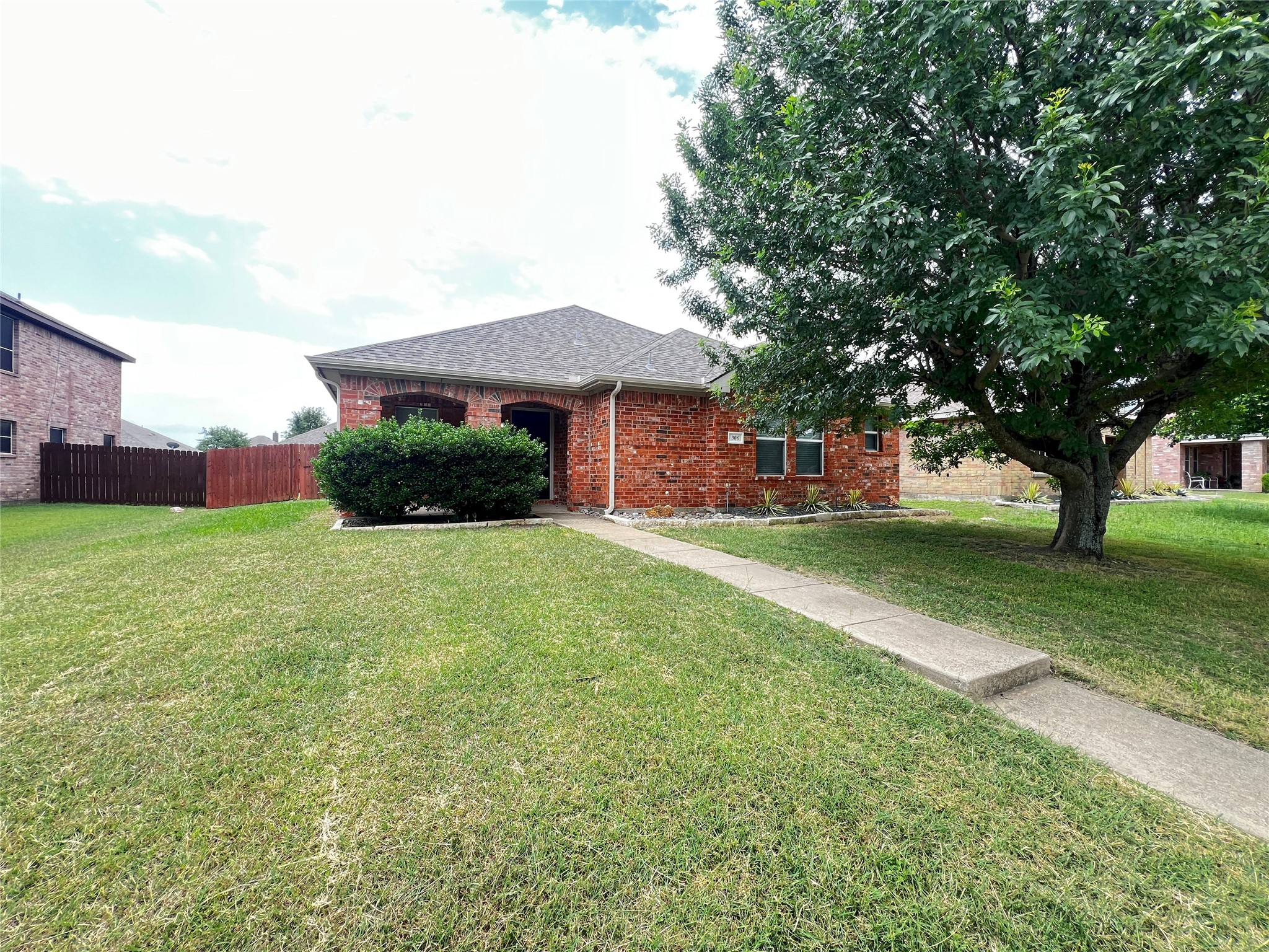 306 Quail Run Road Red Oak TX 75154
