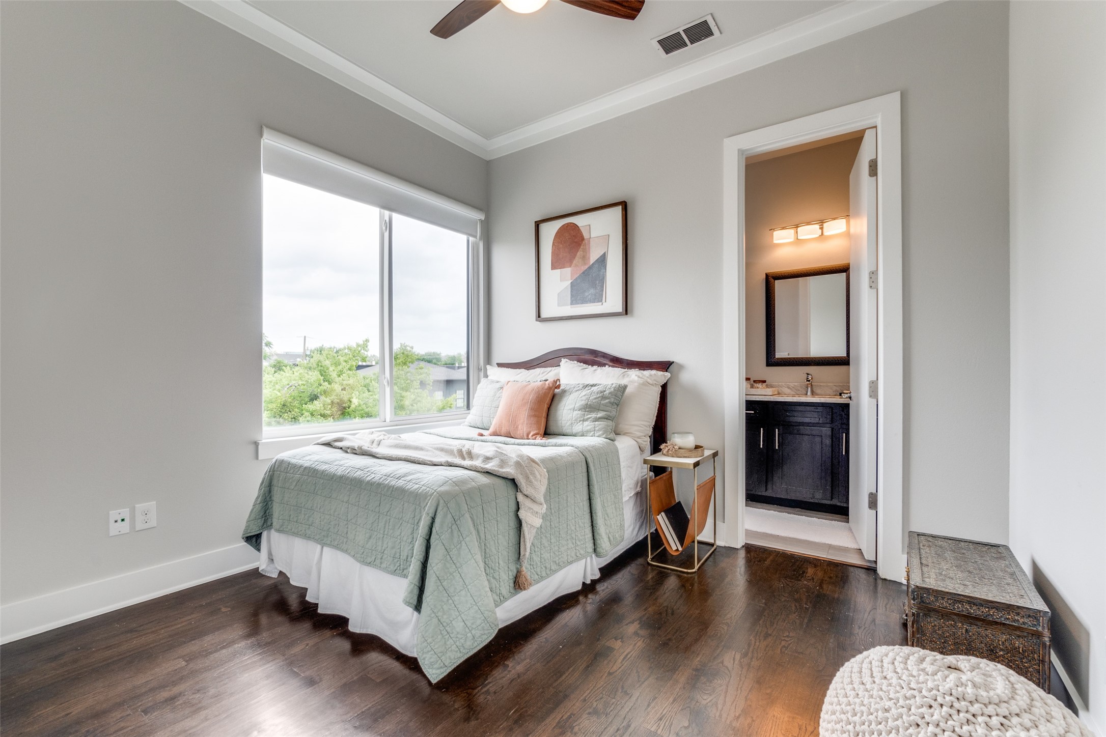 1922 Ashby Street Dallas TX 75204