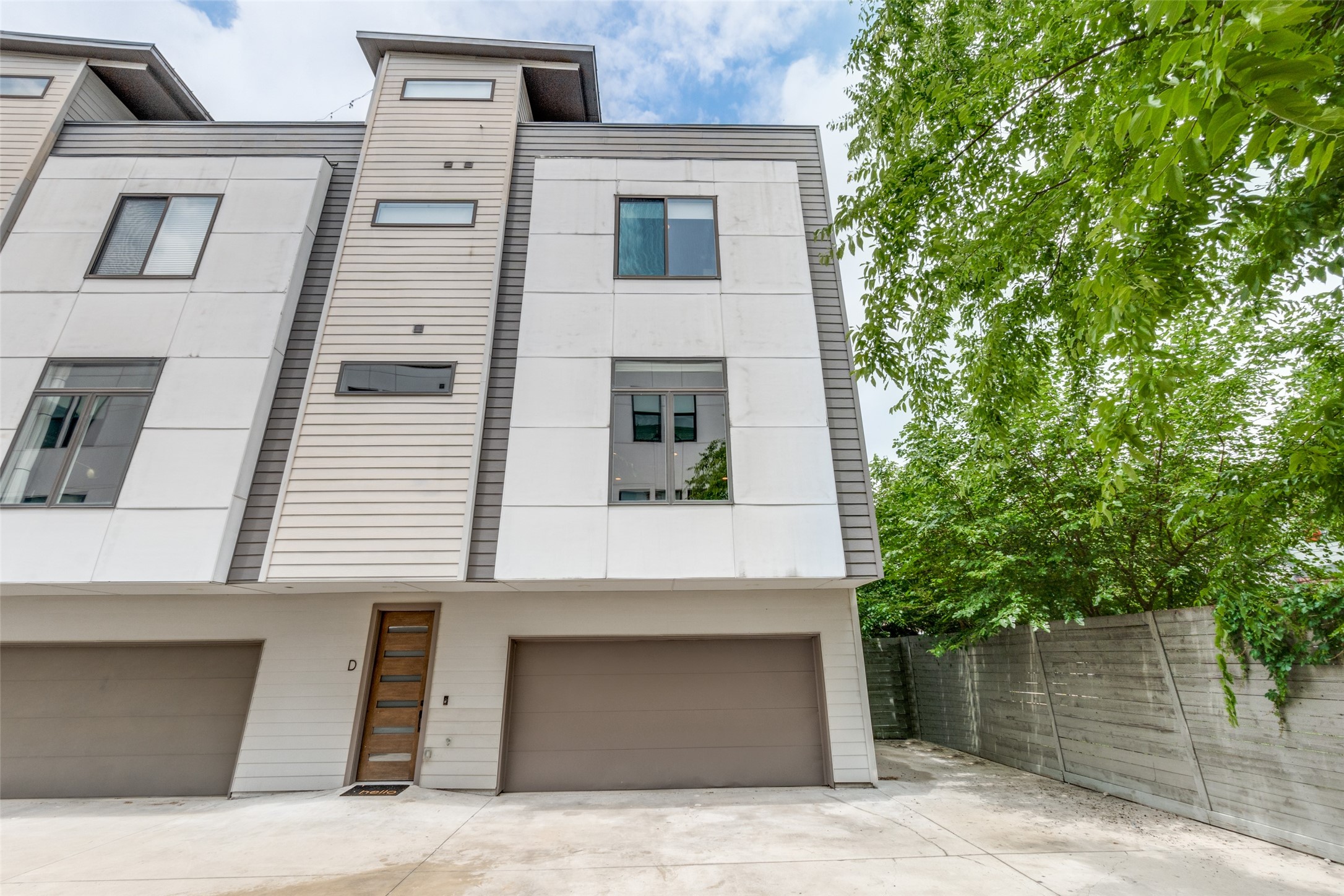 1922 Ashby Street Dallas TX 75204
