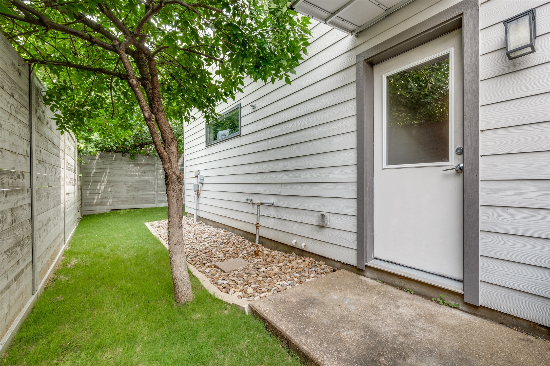 1922 Ashby Street Dallas TX 75204