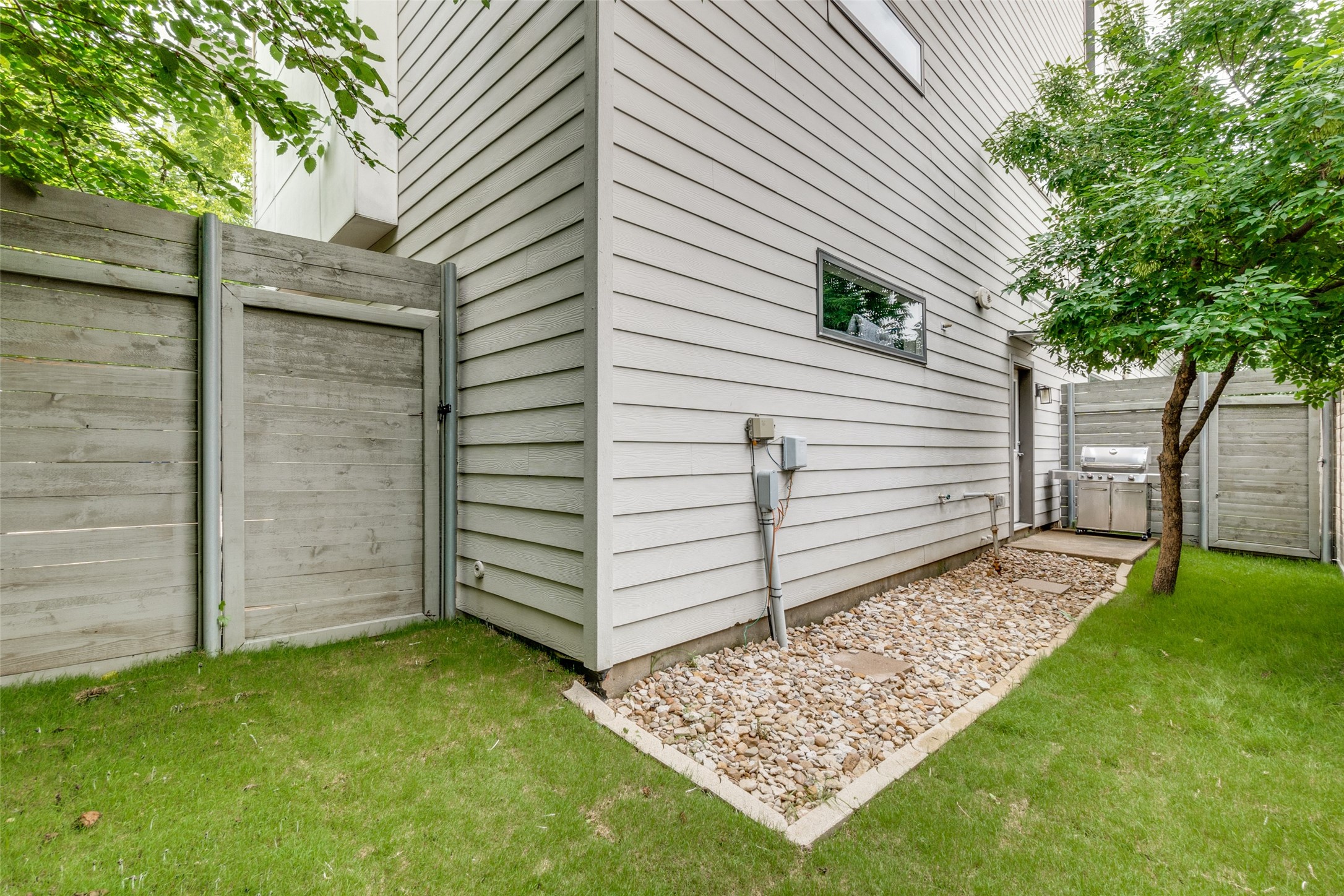 1922 Ashby Street Dallas TX 75204