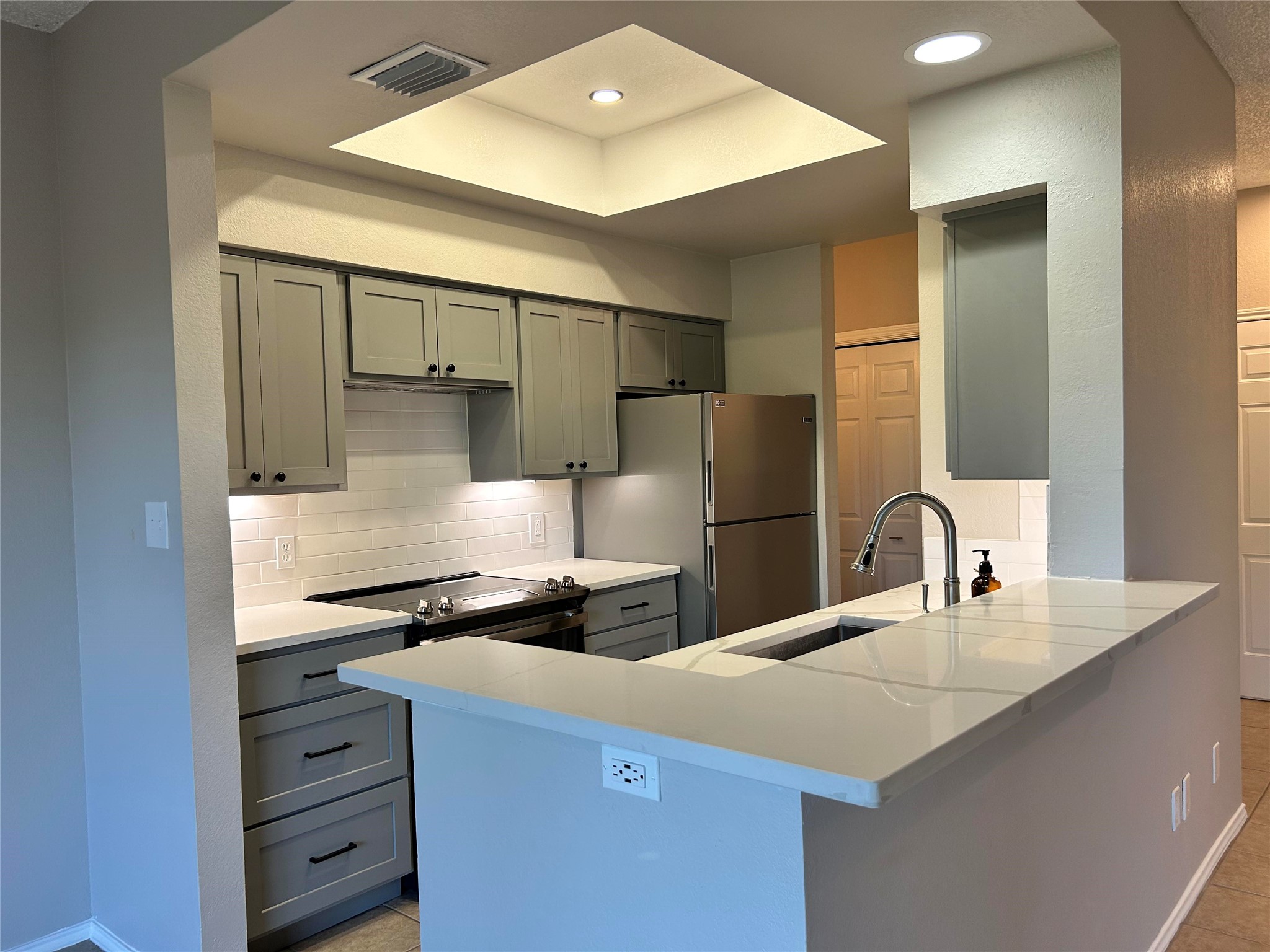 1734 Ascension Point Arlington TX 76006