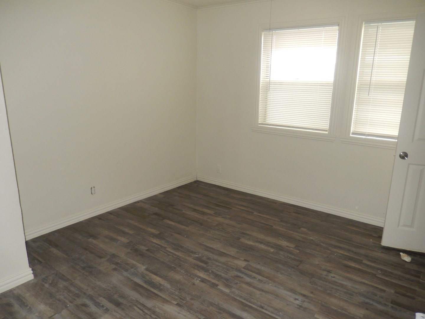 2710 Mount View Drive Farmers Branch TX 75234