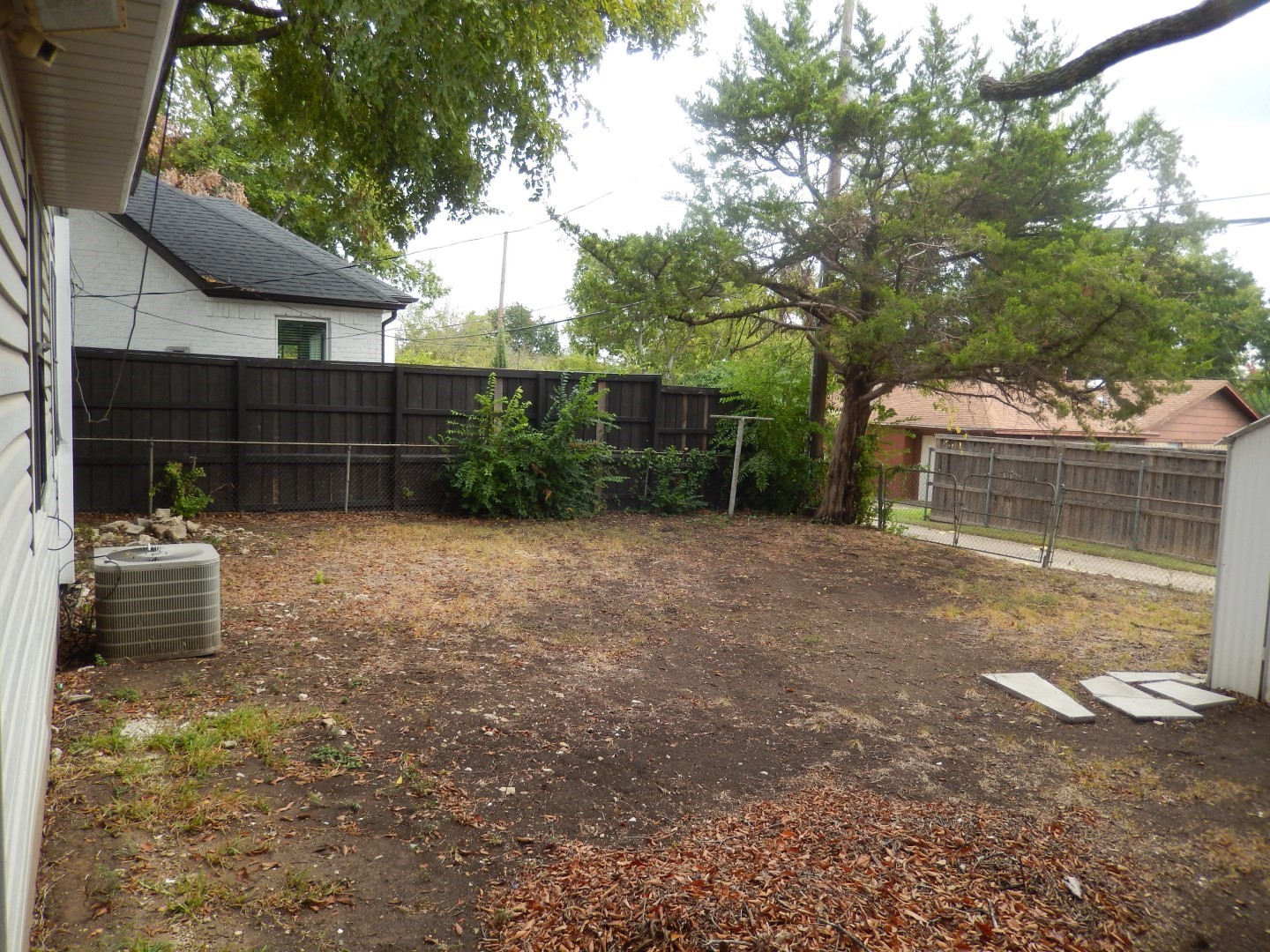 2710 Mount View Drive Farmers Branch TX 75234