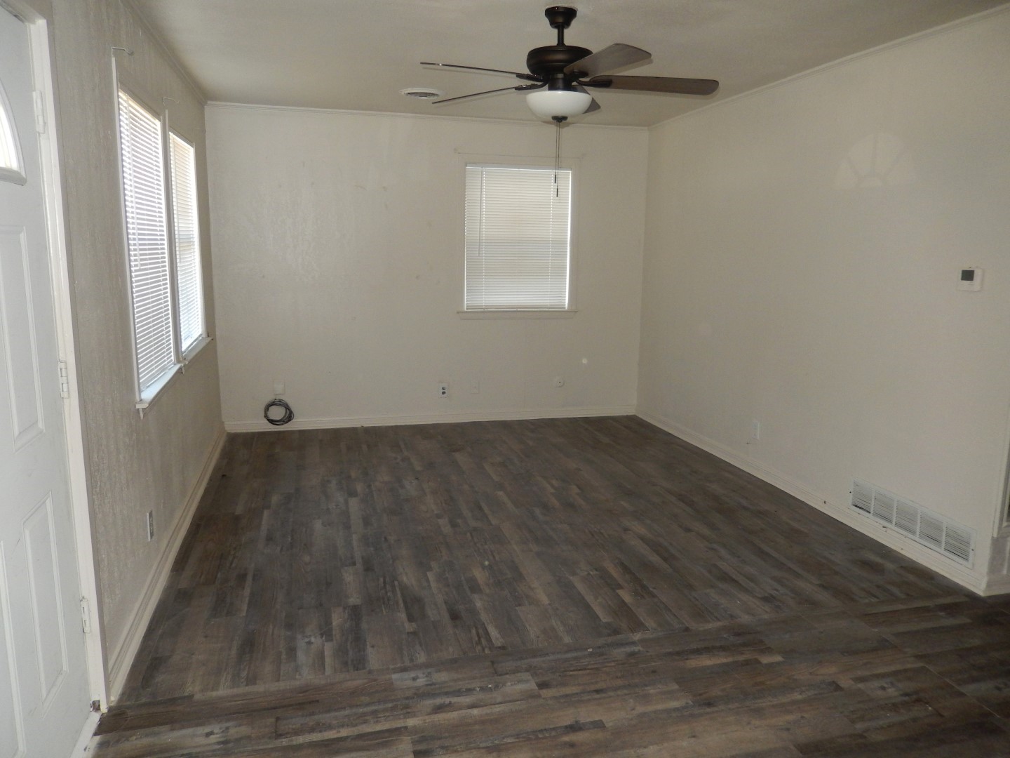 2710 Mount View Drive Farmers Branch TX 75234
