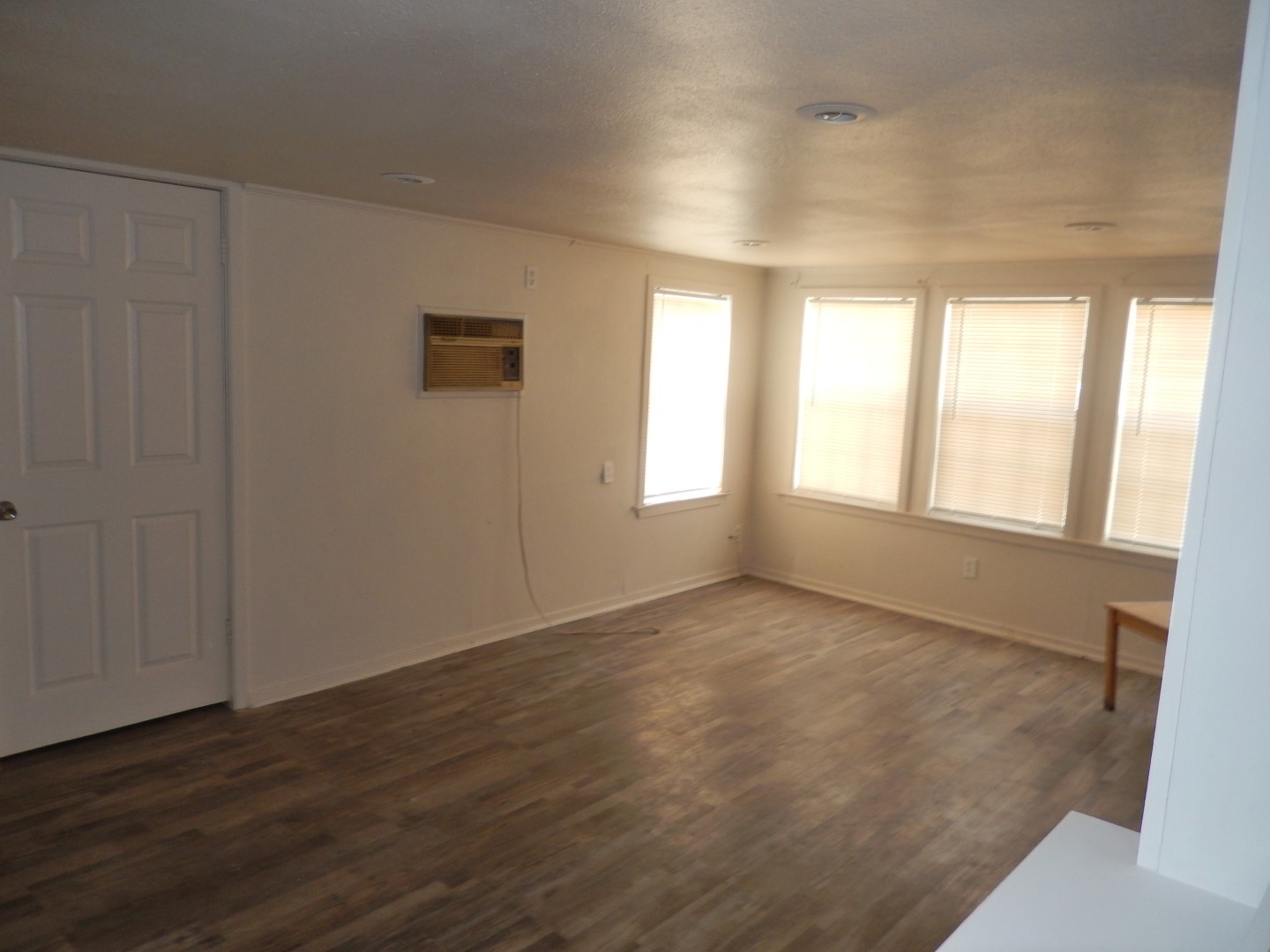 2710 Mount View Drive Farmers Branch TX 75234