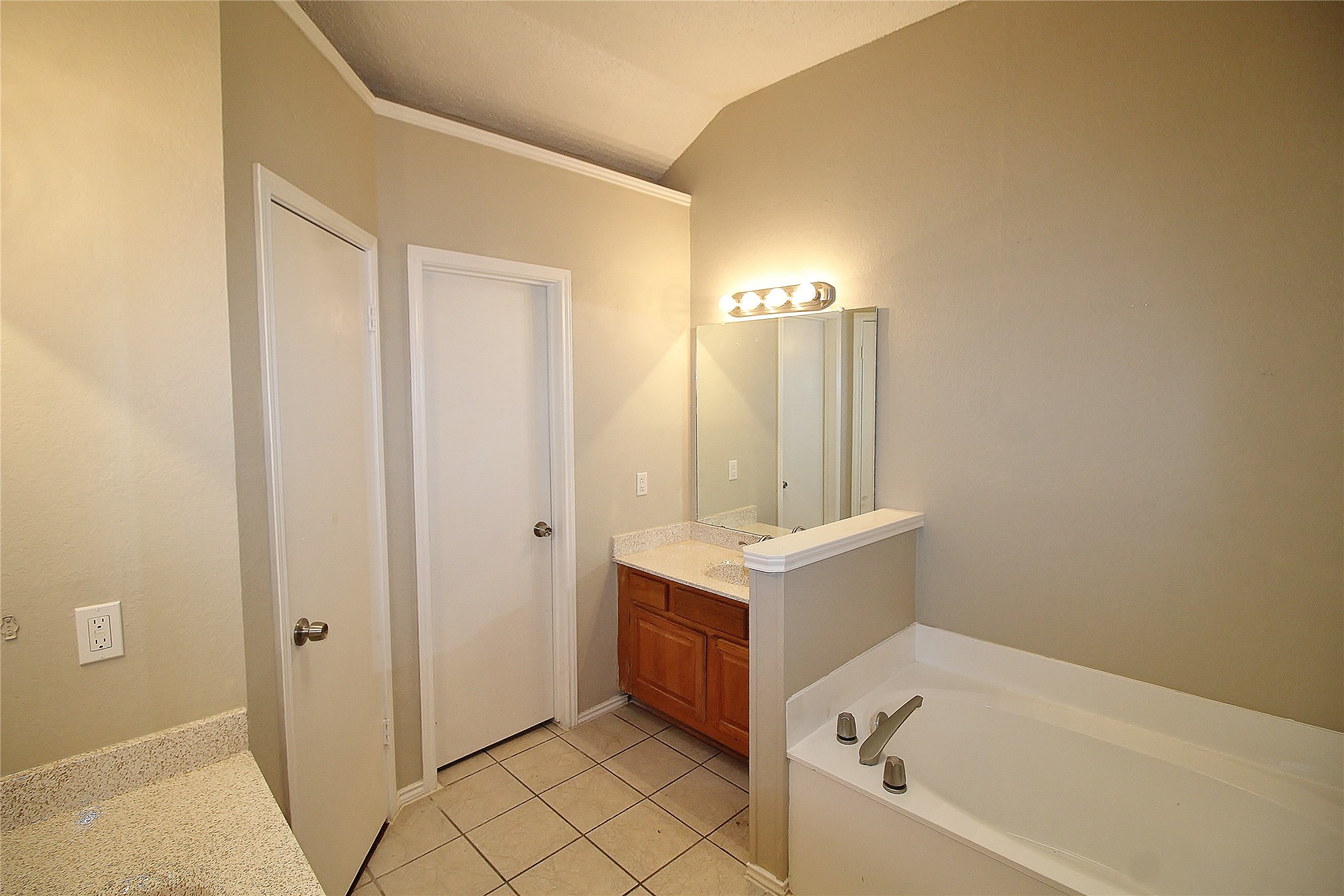 2018 Garden Crest Lane Dallas TX 75232