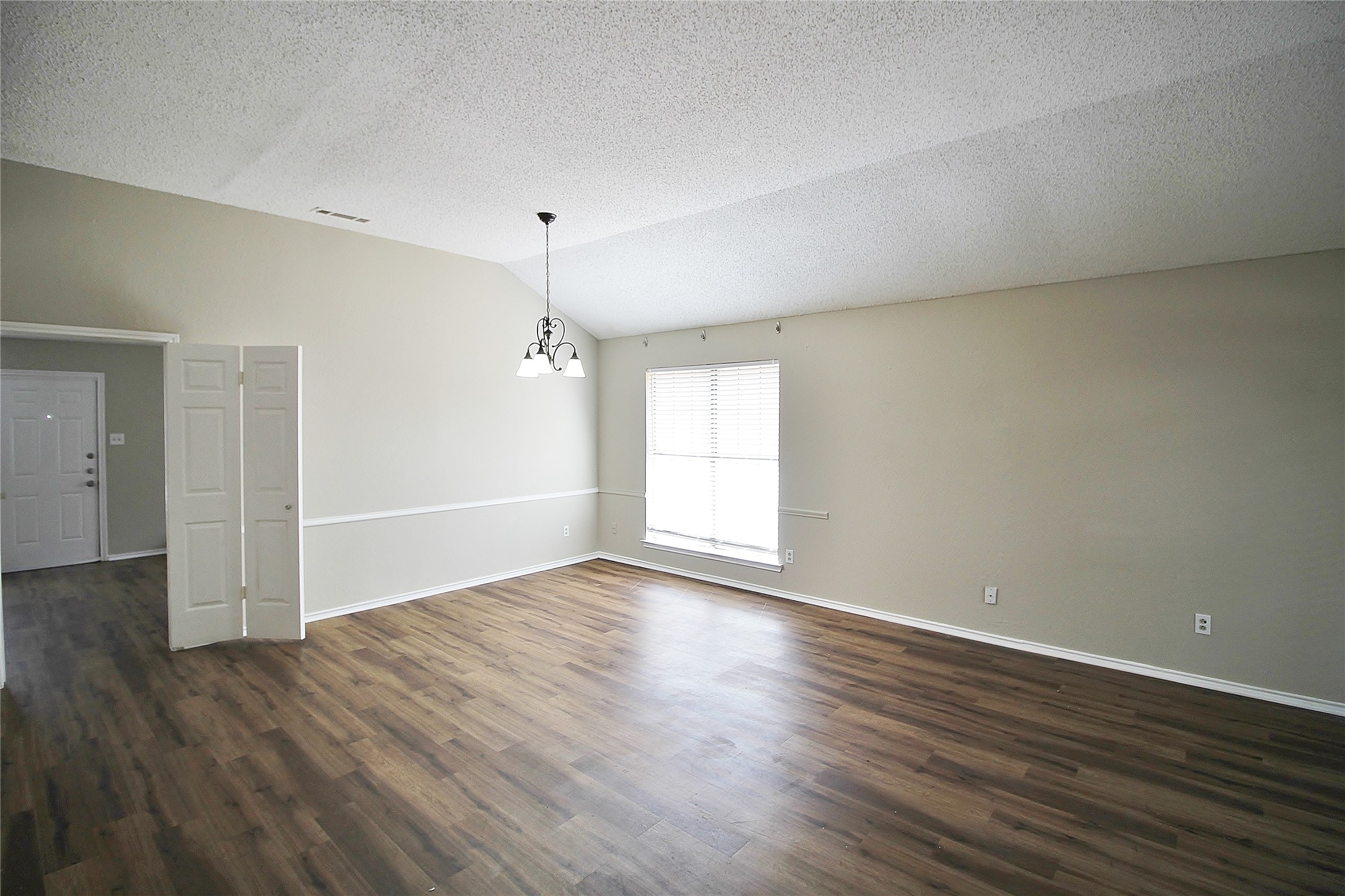 2018 Garden Crest Lane Dallas TX 75232