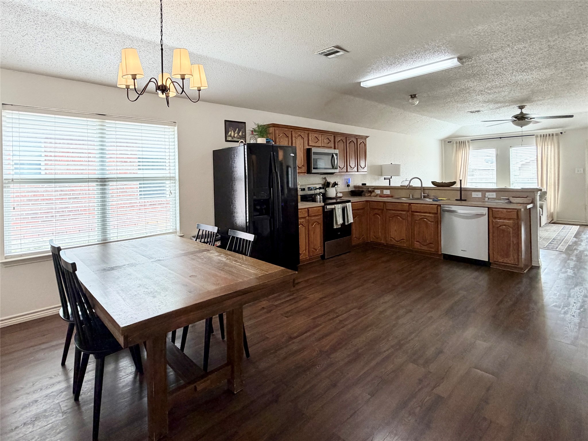 1421 Jacksons Run Greenville TX 75402