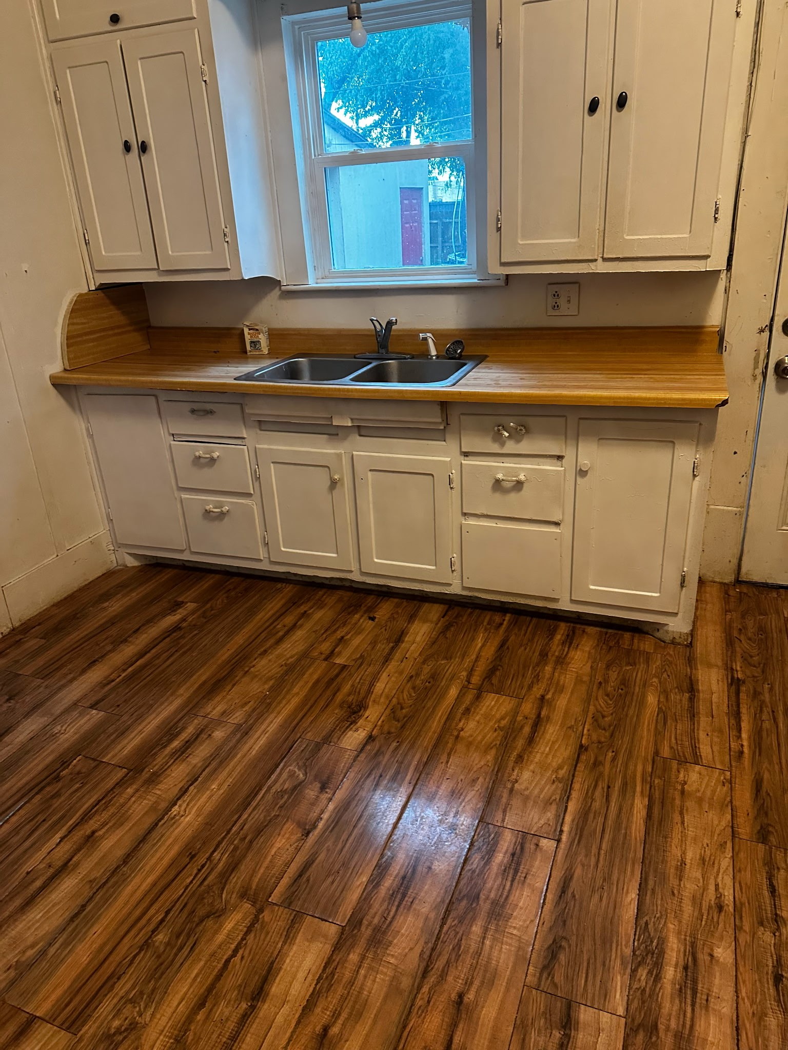 817 W Owing Street Denison TX 75020