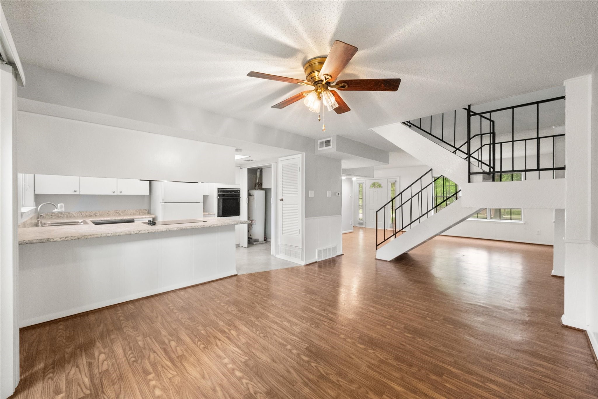 376 Westview Terrace Arlington TX 76013