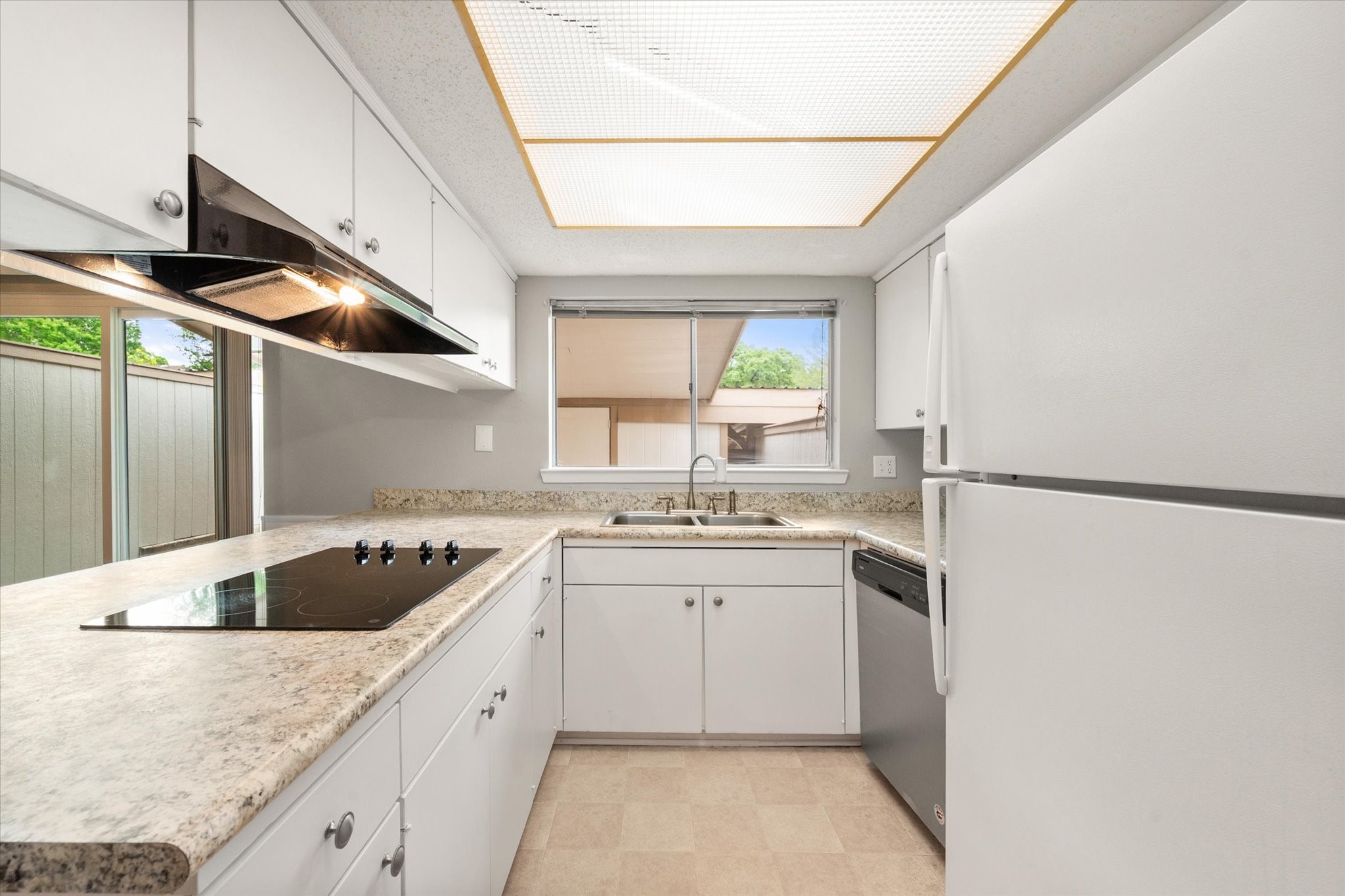 376 Westview Terrace Arlington TX 76013