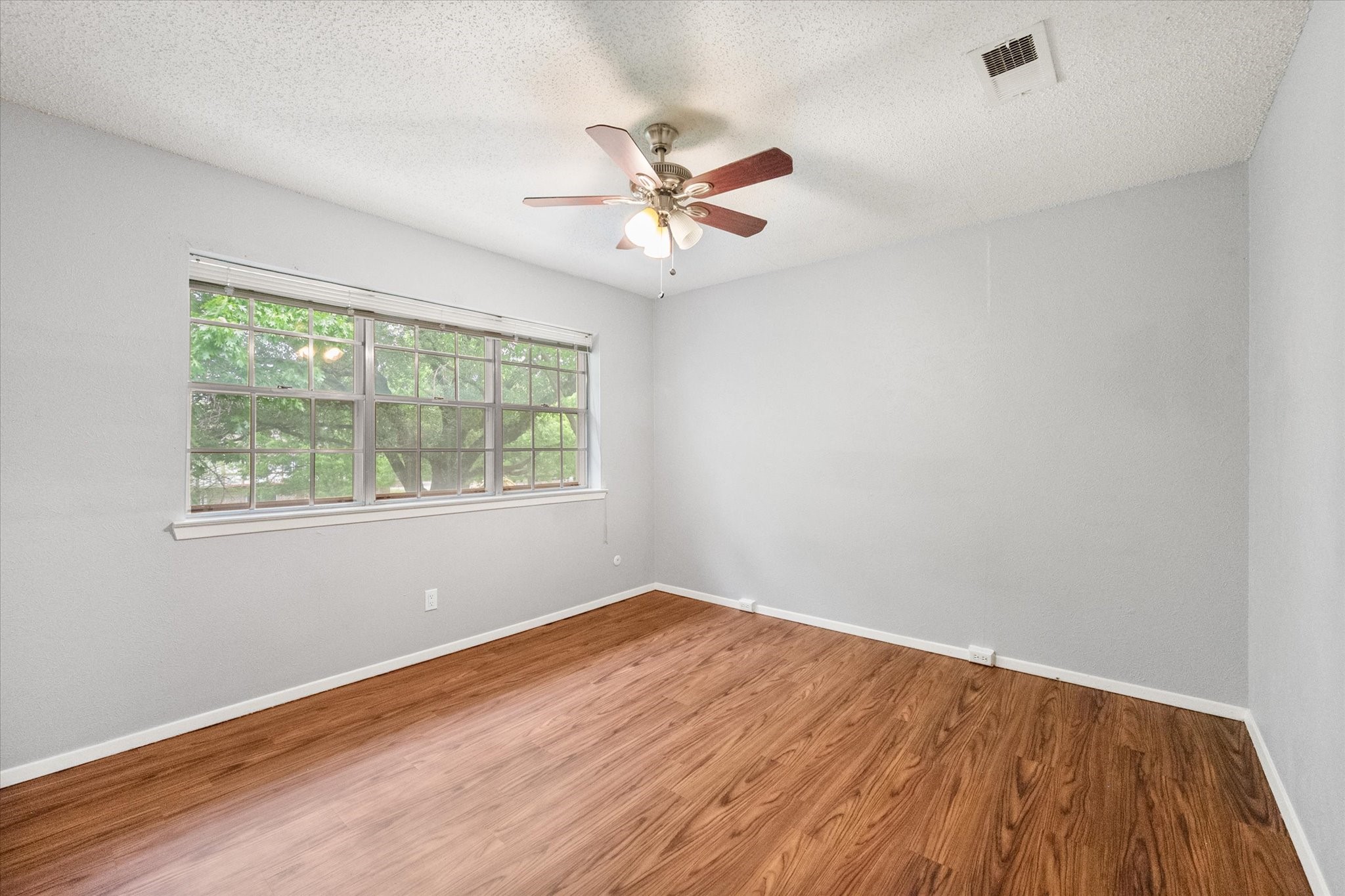 376 Westview Terrace Arlington TX 76013
