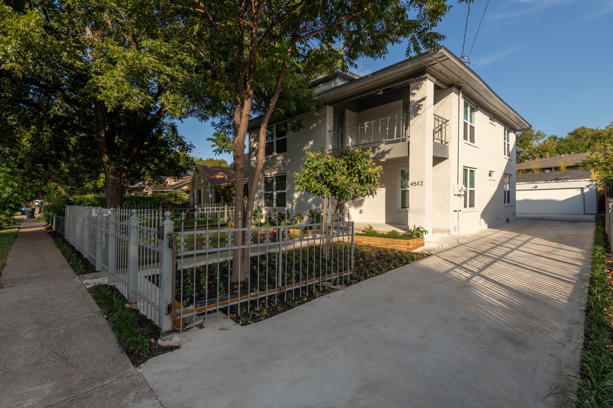 4512 Victor Street Dallas TX 75246