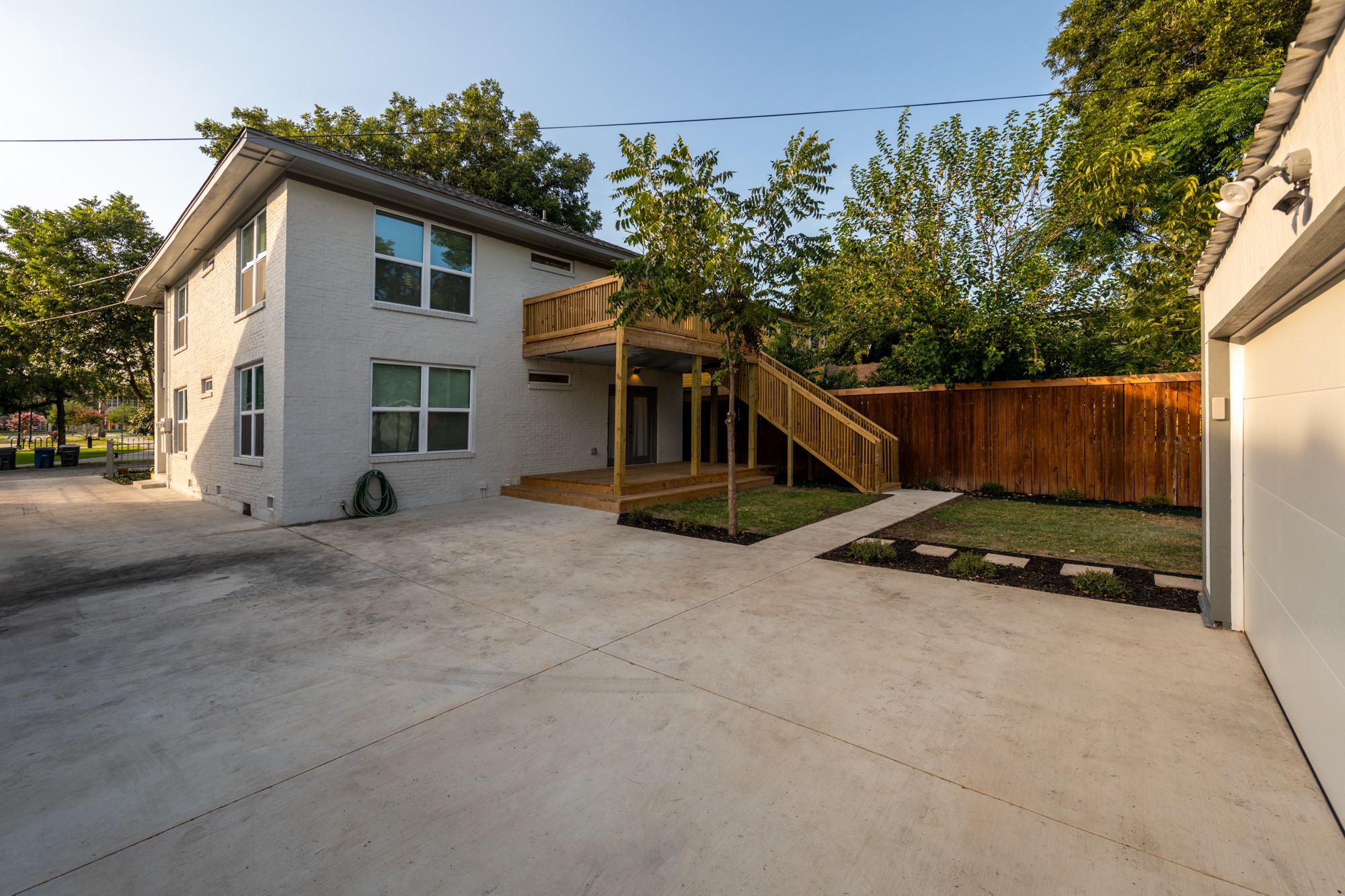 4512 Victor Street Dallas TX 75246