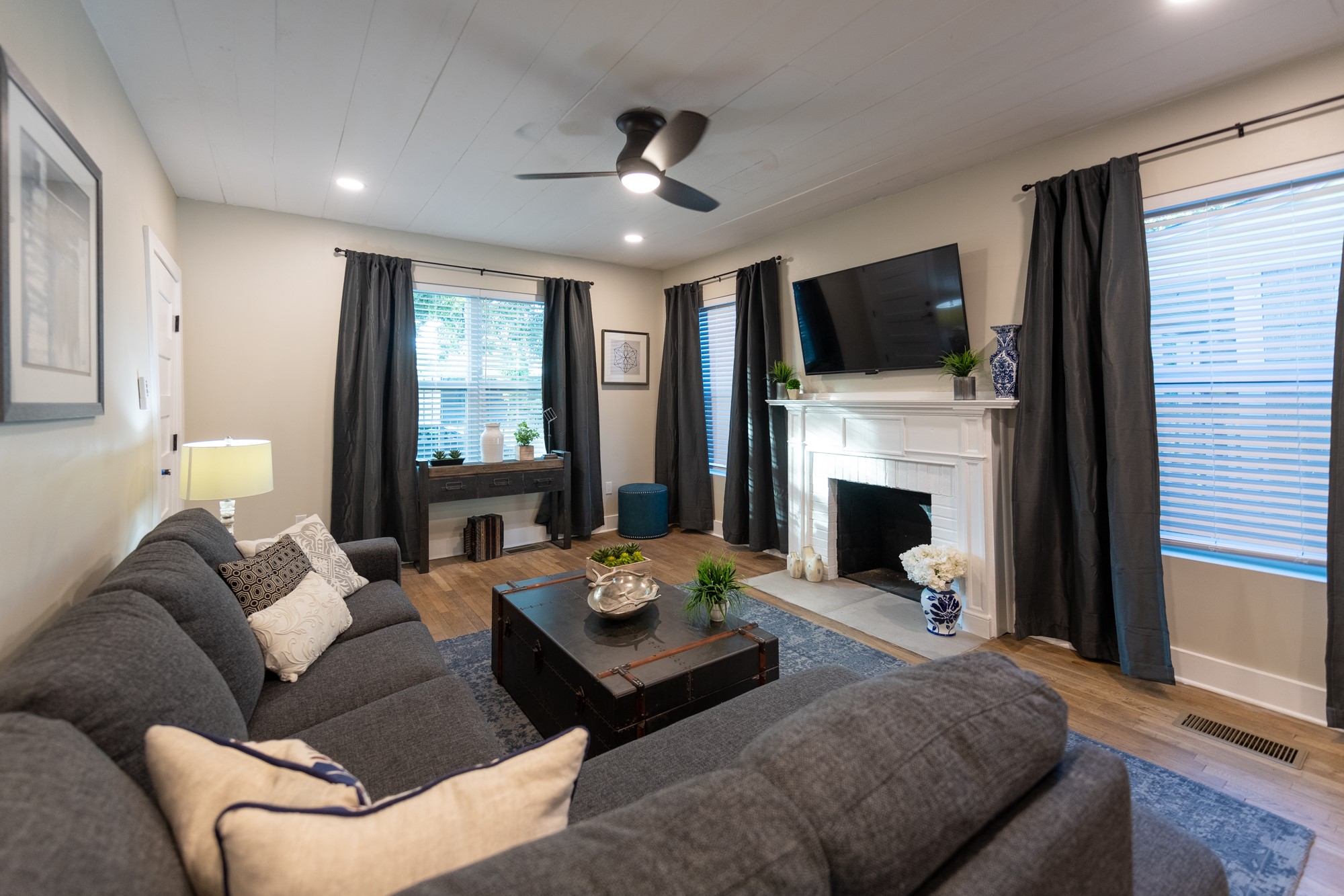 4512 Victor Street Dallas TX 75246