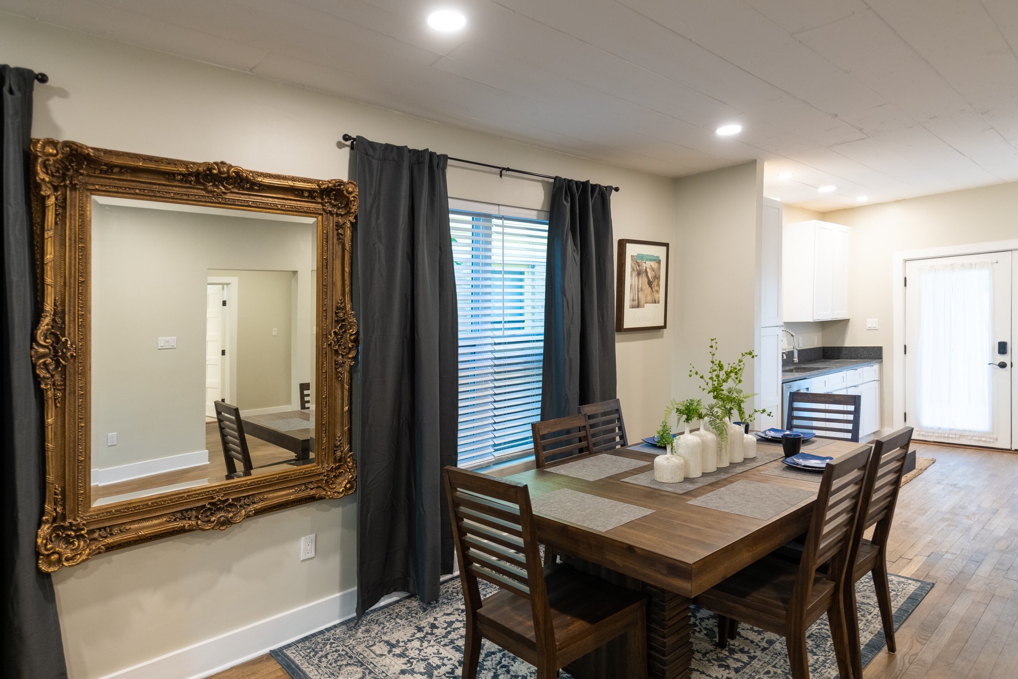 4512 Victor Street Dallas TX 75246