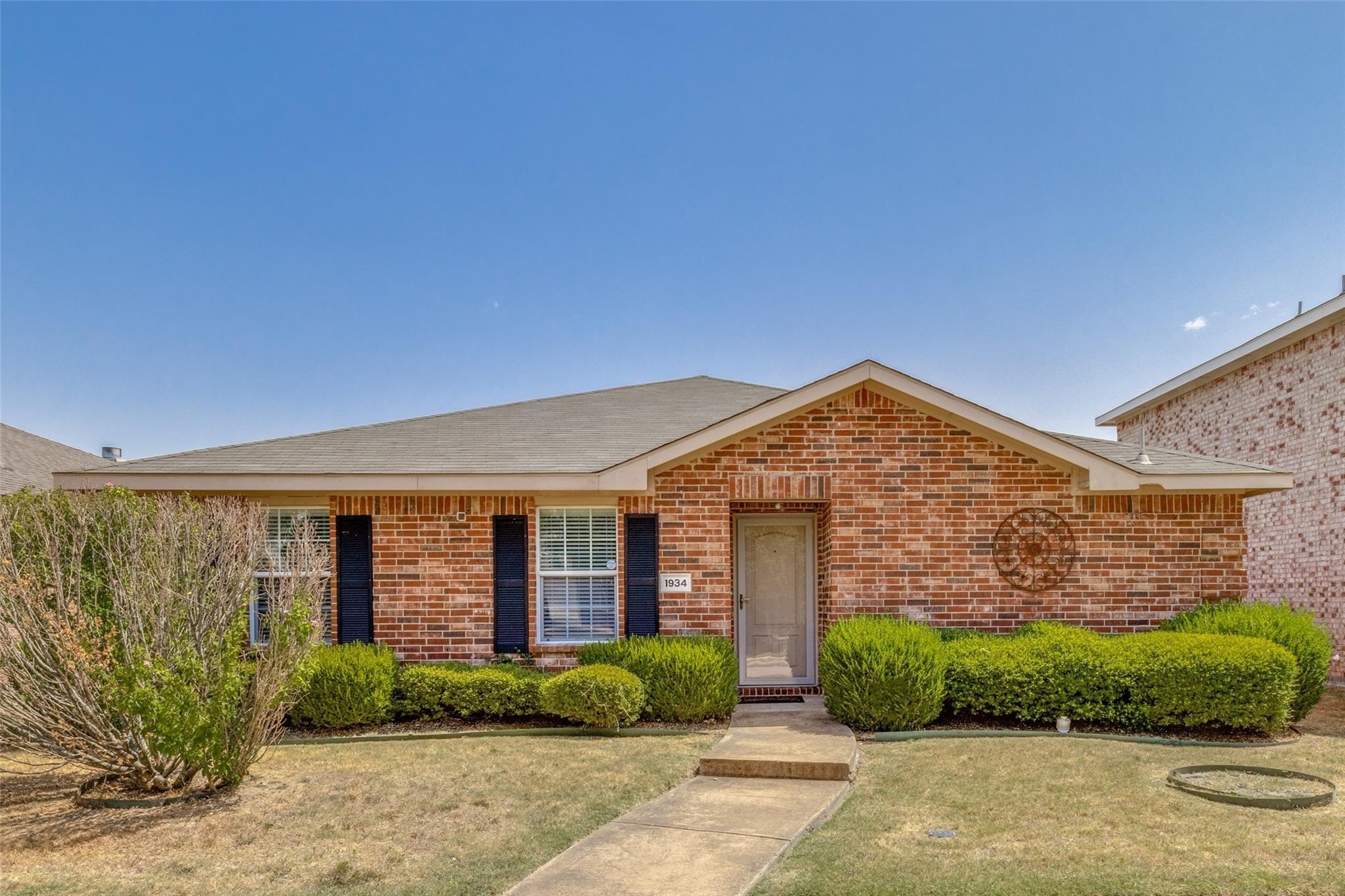 1934 Mosley Drive Lancaster TX 75146