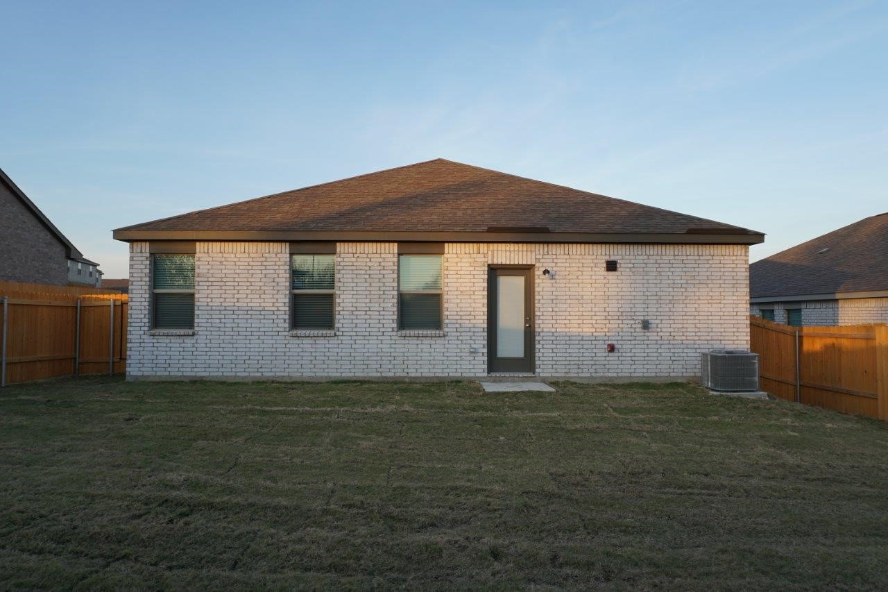 1823 Dahlia Way Princeton TX 75407