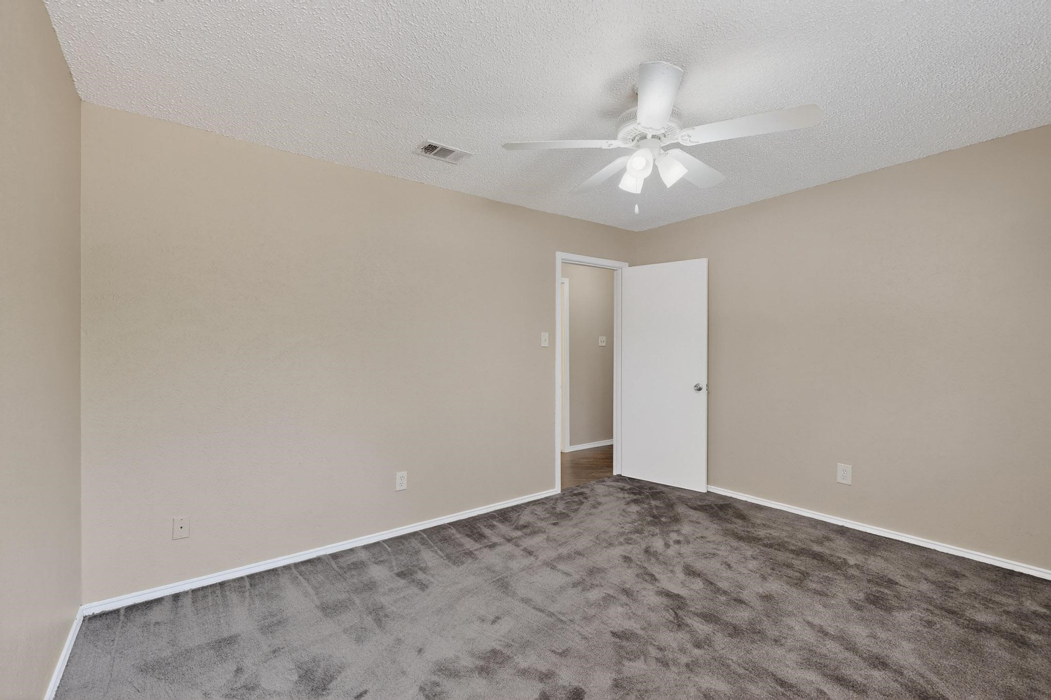 912 N Nursery Road Irving TX 75061