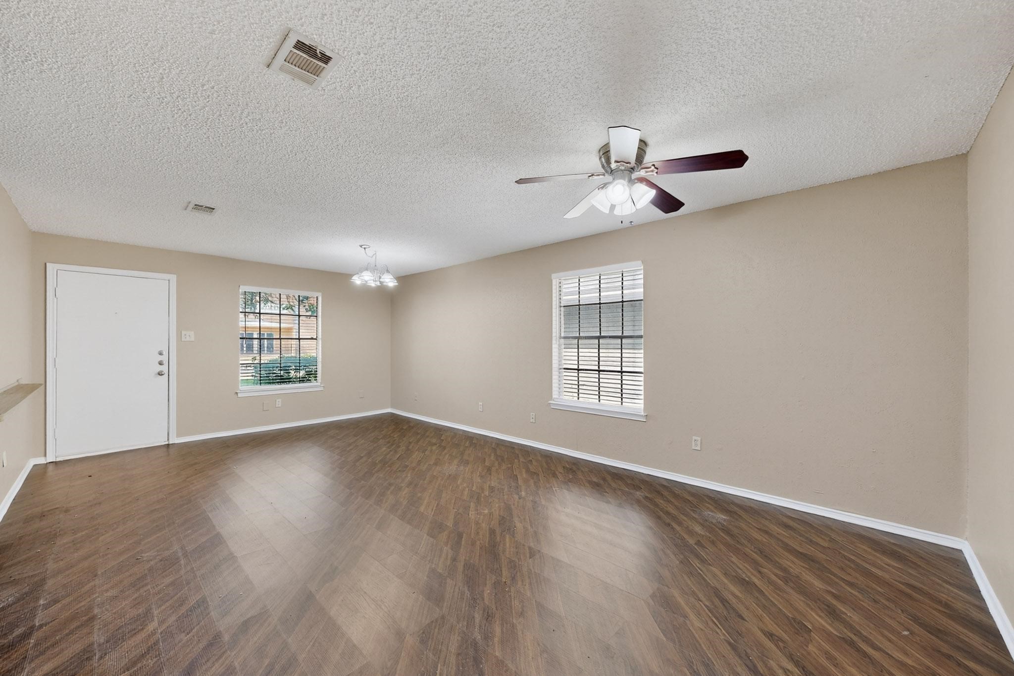 912 N Nursery Road Irving TX 75061