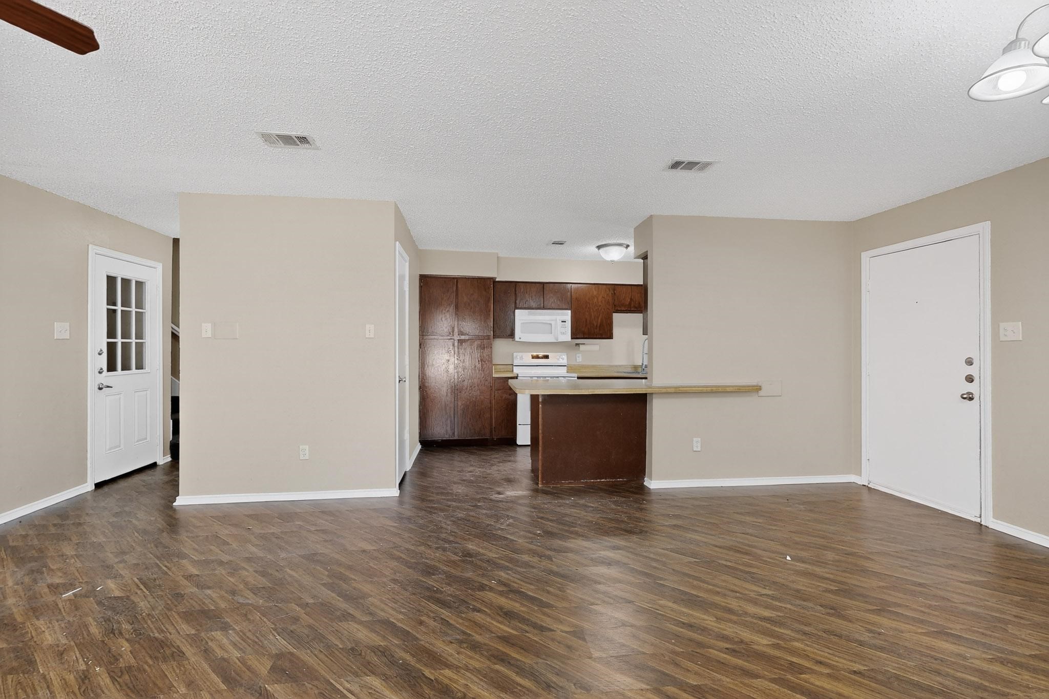 912 N Nursery Road Irving TX 75061