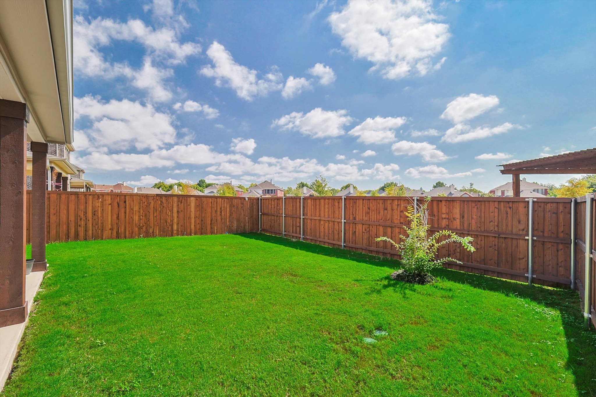 2806 Henson Lane Garland TX 75040