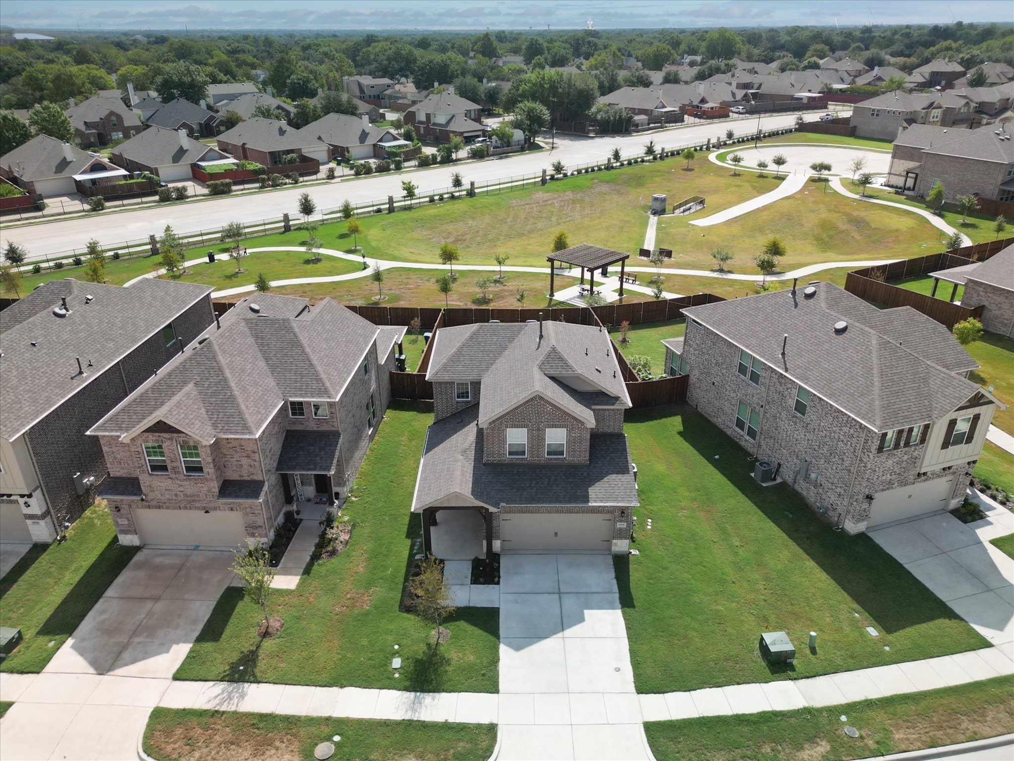 2806 Henson Lane Garland TX 75040