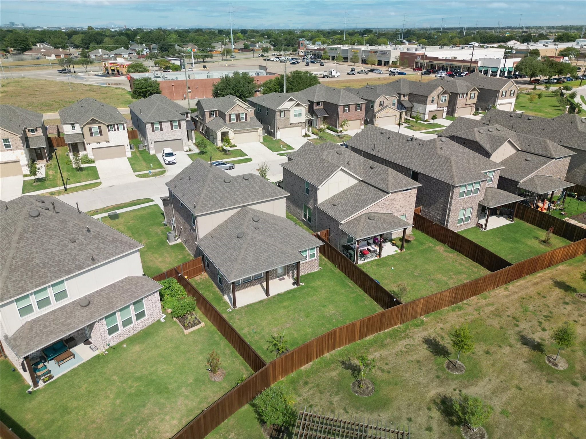 2806 Henson Lane Garland TX 75040