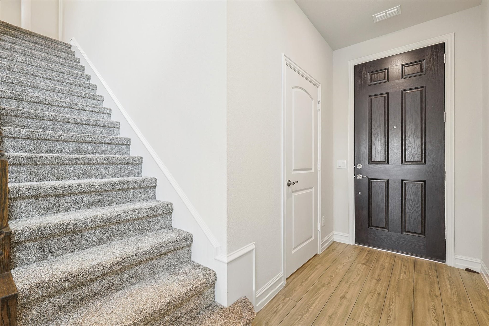 2806 Henson Lane Garland TX 75040