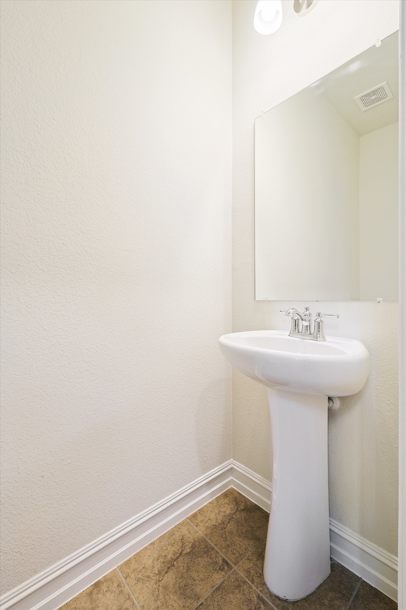 2806 Henson Lane Garland TX 75040