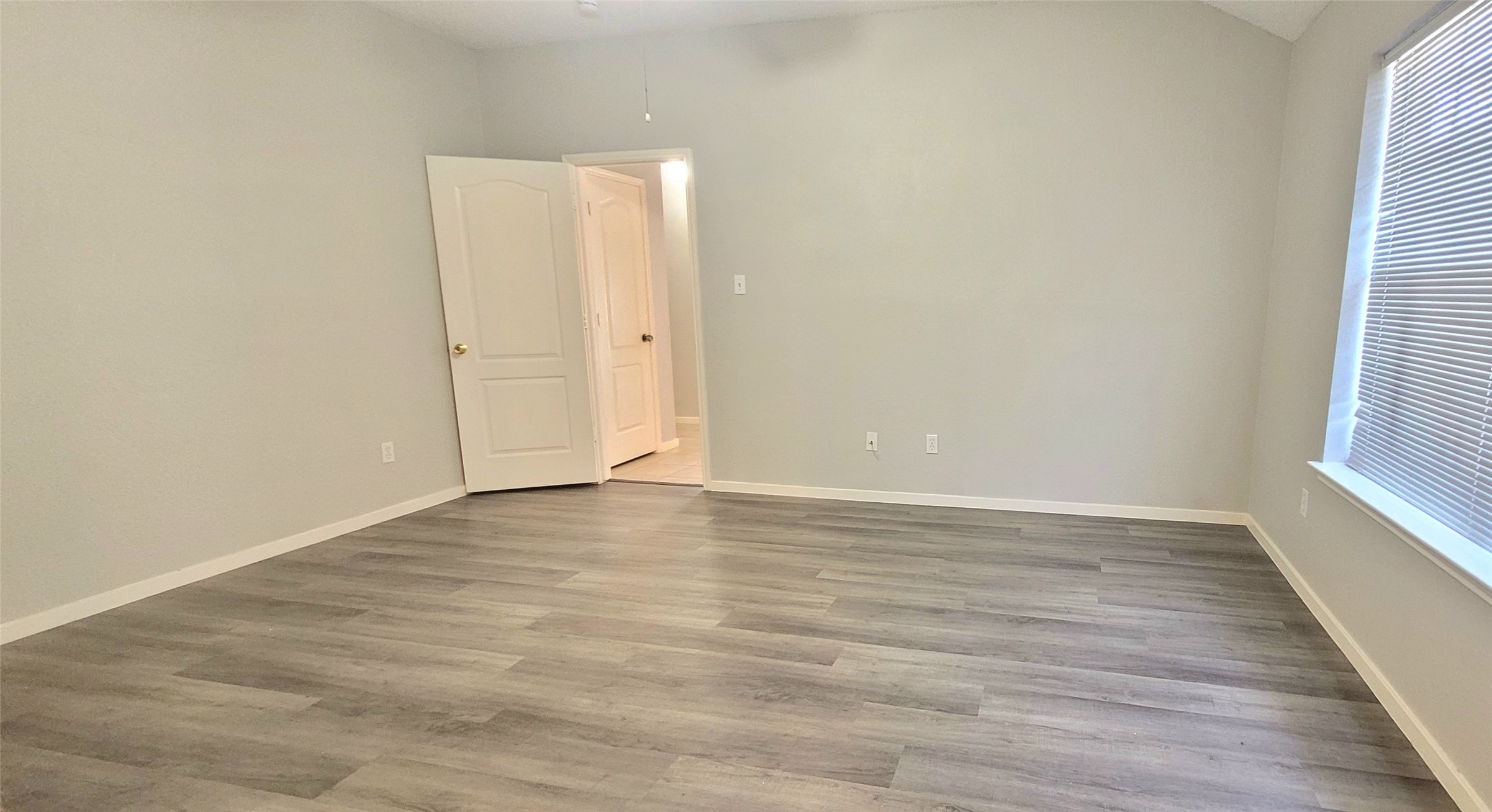 865 W Lynn Creek Drive Arlington TX 76001