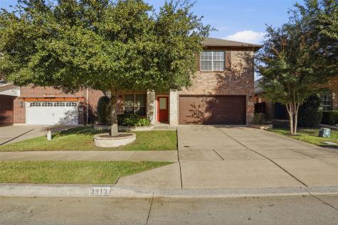 3913 Weatherstone Drive Fort Worth TX 76137