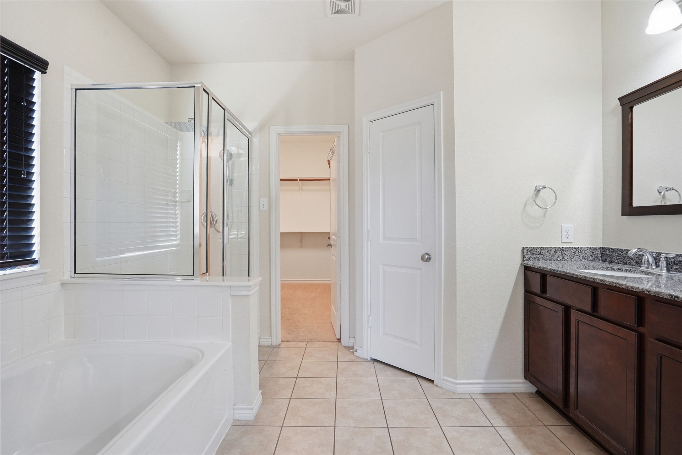 3913 Weatherstone Drive Fort Worth TX 76137