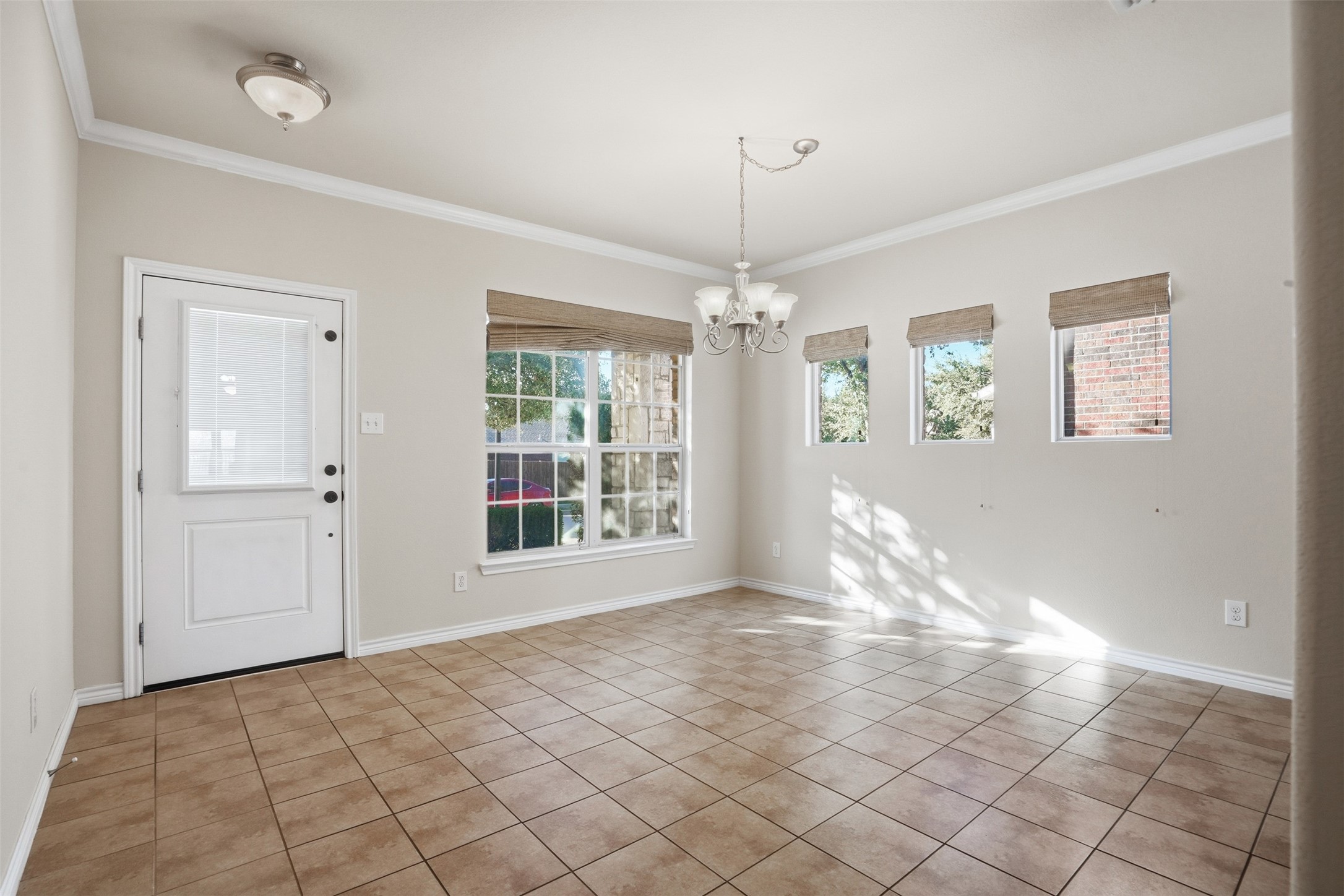3913 Weatherstone Drive Fort Worth TX 76137