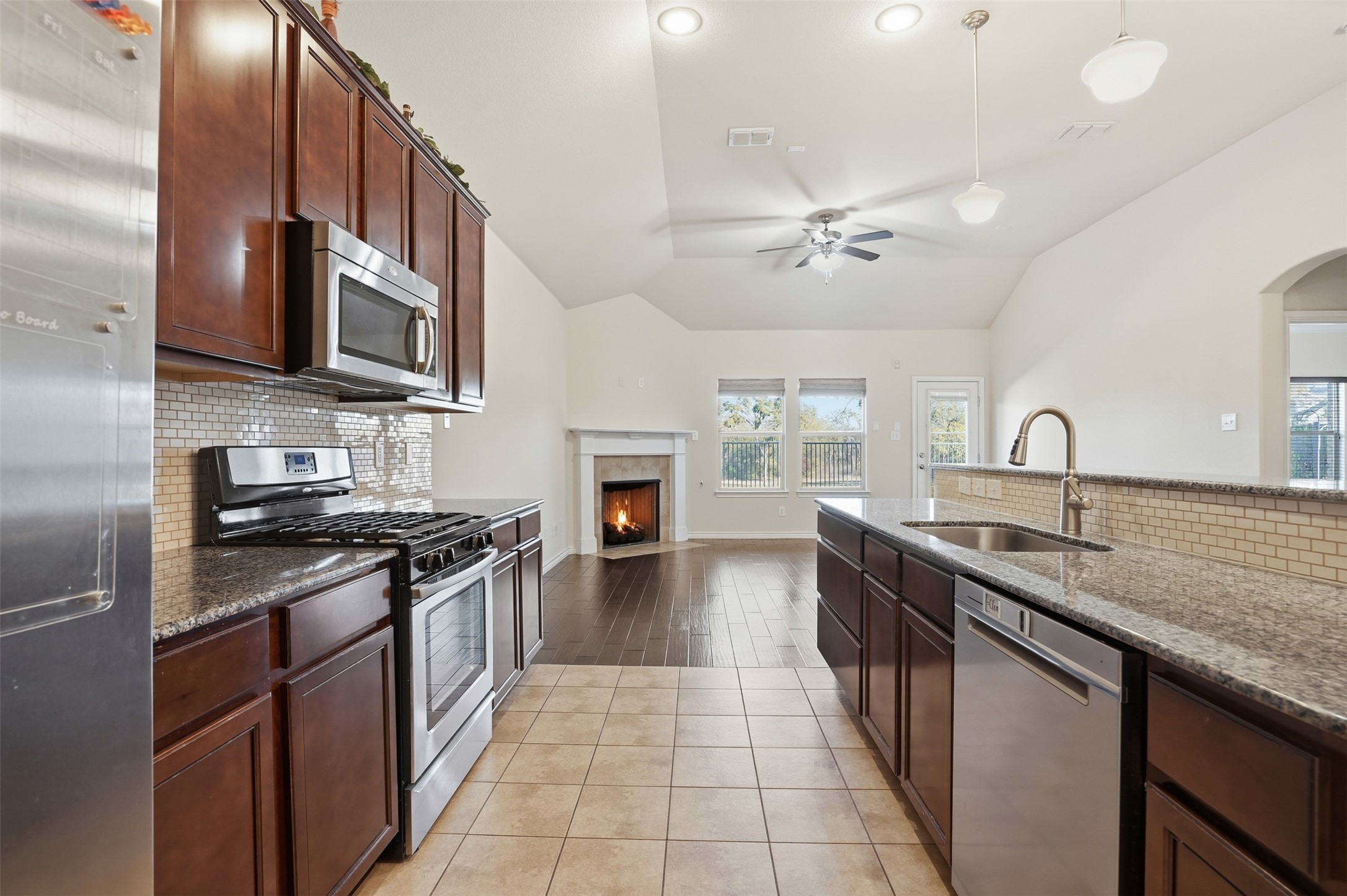 3913 Weatherstone Drive Fort Worth TX 76137