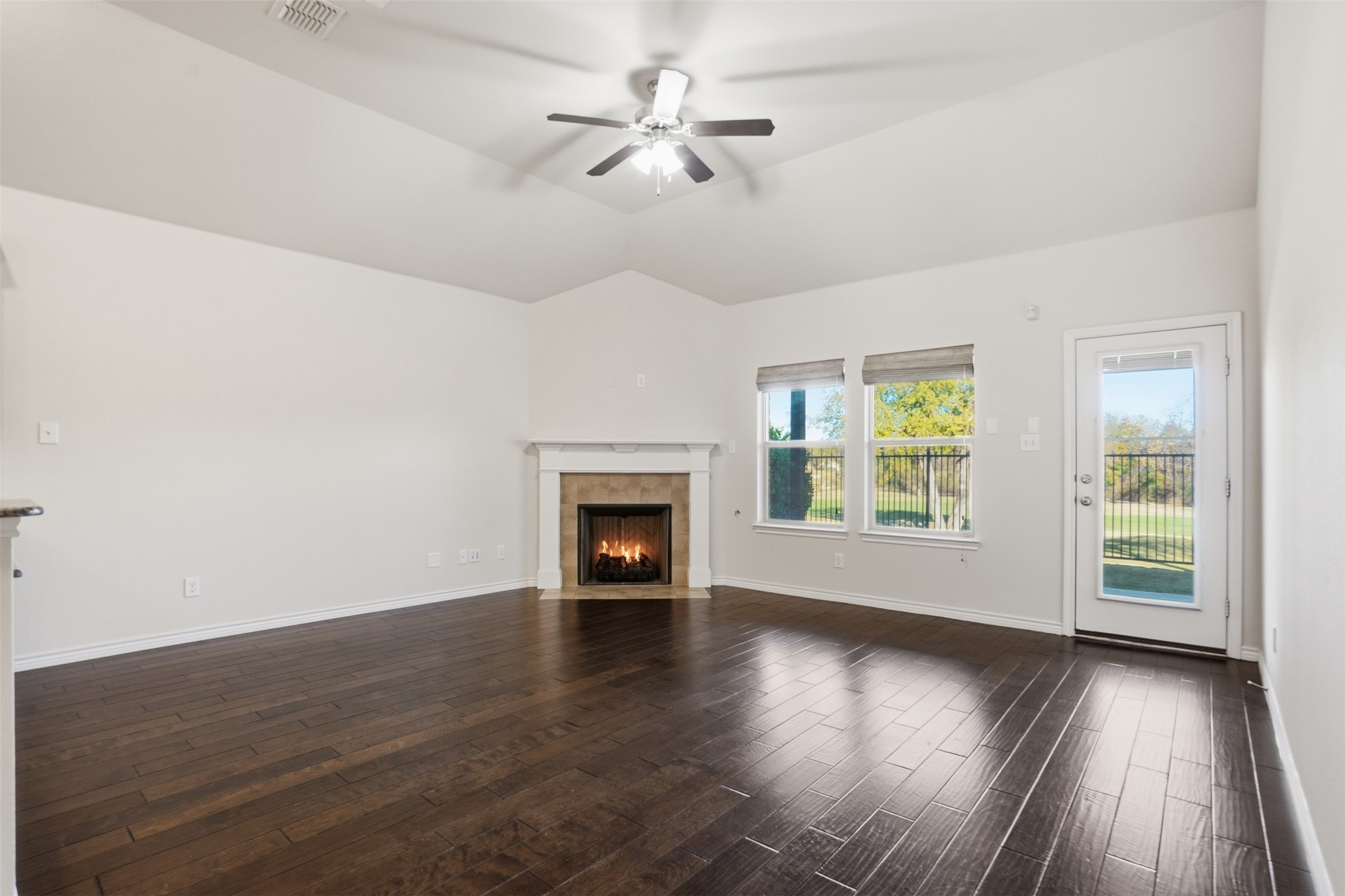 3913 Weatherstone Drive Fort Worth TX 76137