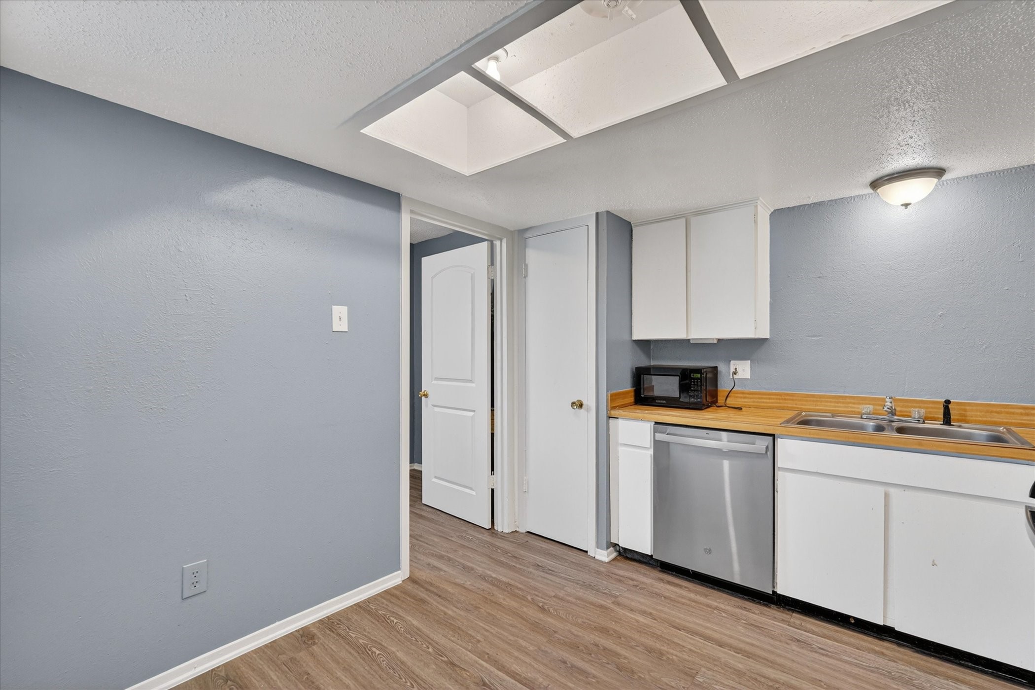 1406 Yukon Drive Garland TX 75040